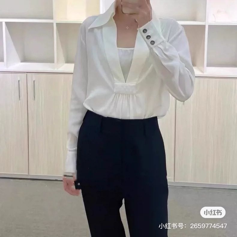 Chanel Chanel 22A large v-neck silk shirt Size XS / US 0-2 / IT 36-38 - 5 Thumbnail