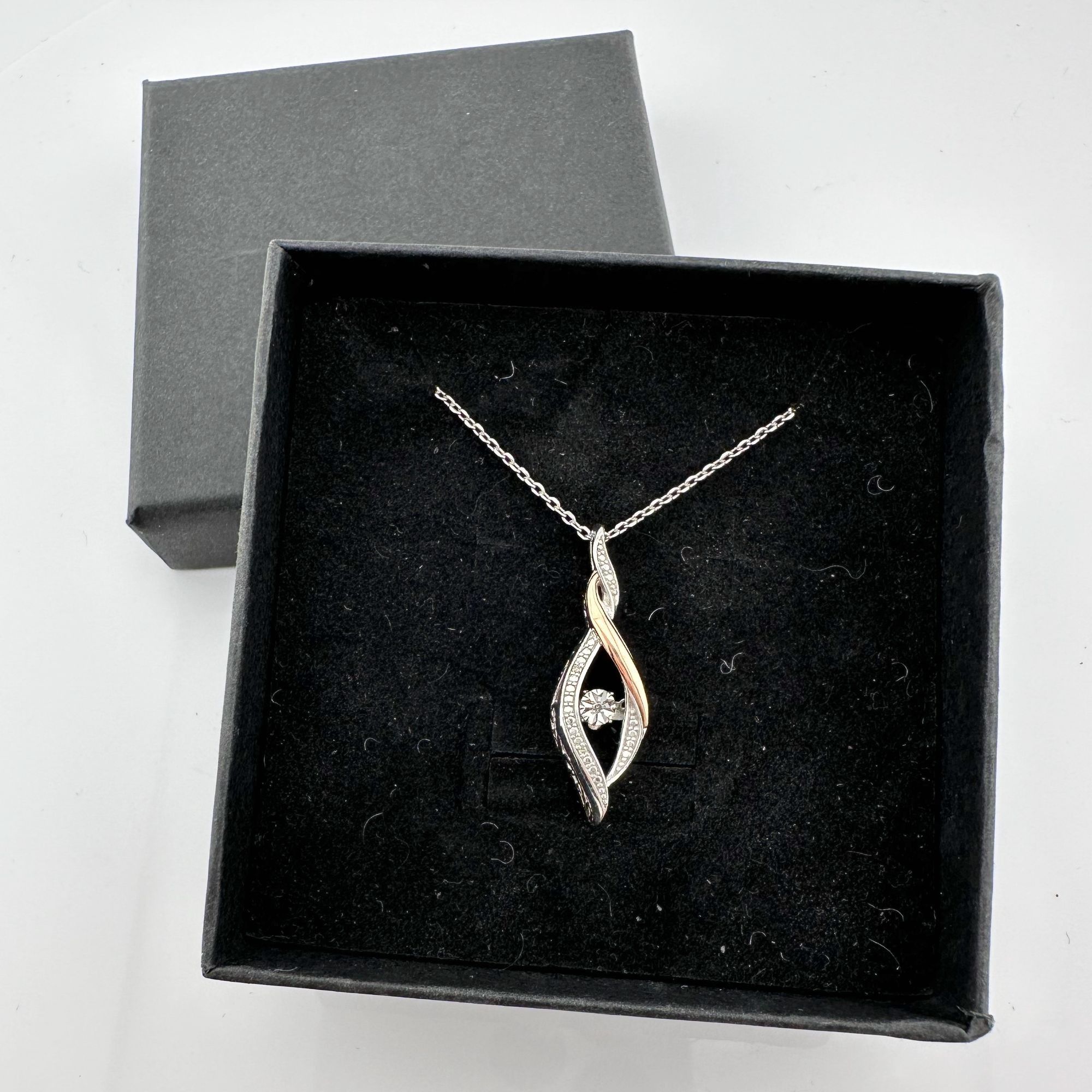 Other Twisted 10kt Rose Gold & Sterling Silver Diamond Necklace Size ONE SIZE - 12 Thumbnail
