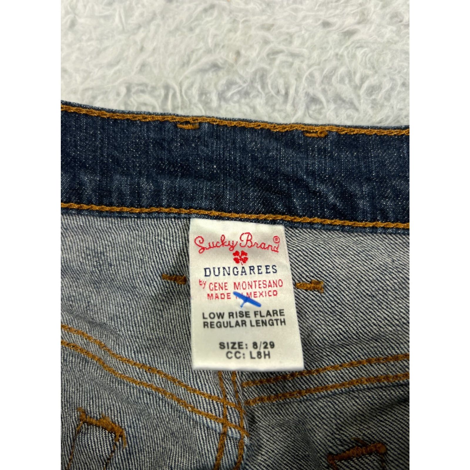 Lucky Brand VINTAGE Lucky Brand Pants Women 8 Blue Denim Jean Low Rise Flare Dark Wash 28x30 Womens Size 30" / US 8 / IT 44 - 6 Thumbnail