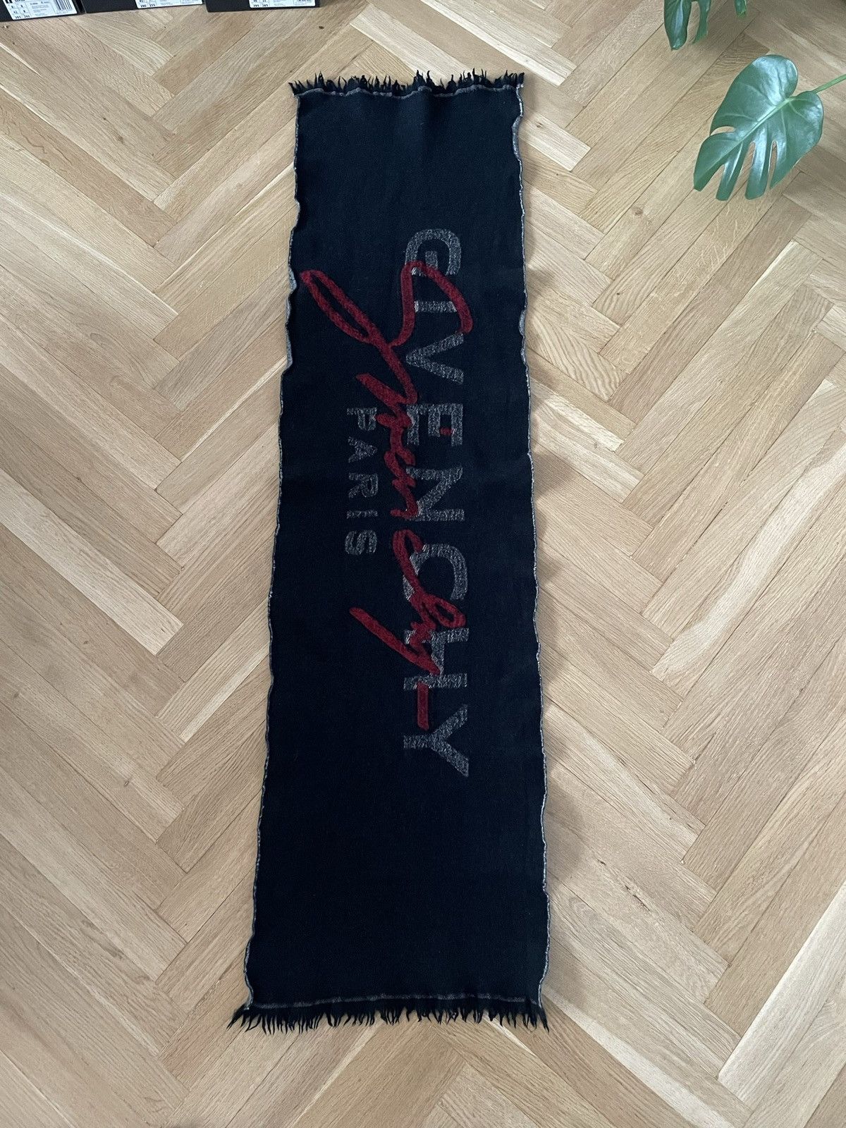 Givenchy Givenchy Big Logo Wool Knit Scarf Designer Luxury Black Rare Size ONE SIZE - 2 Thumbnail