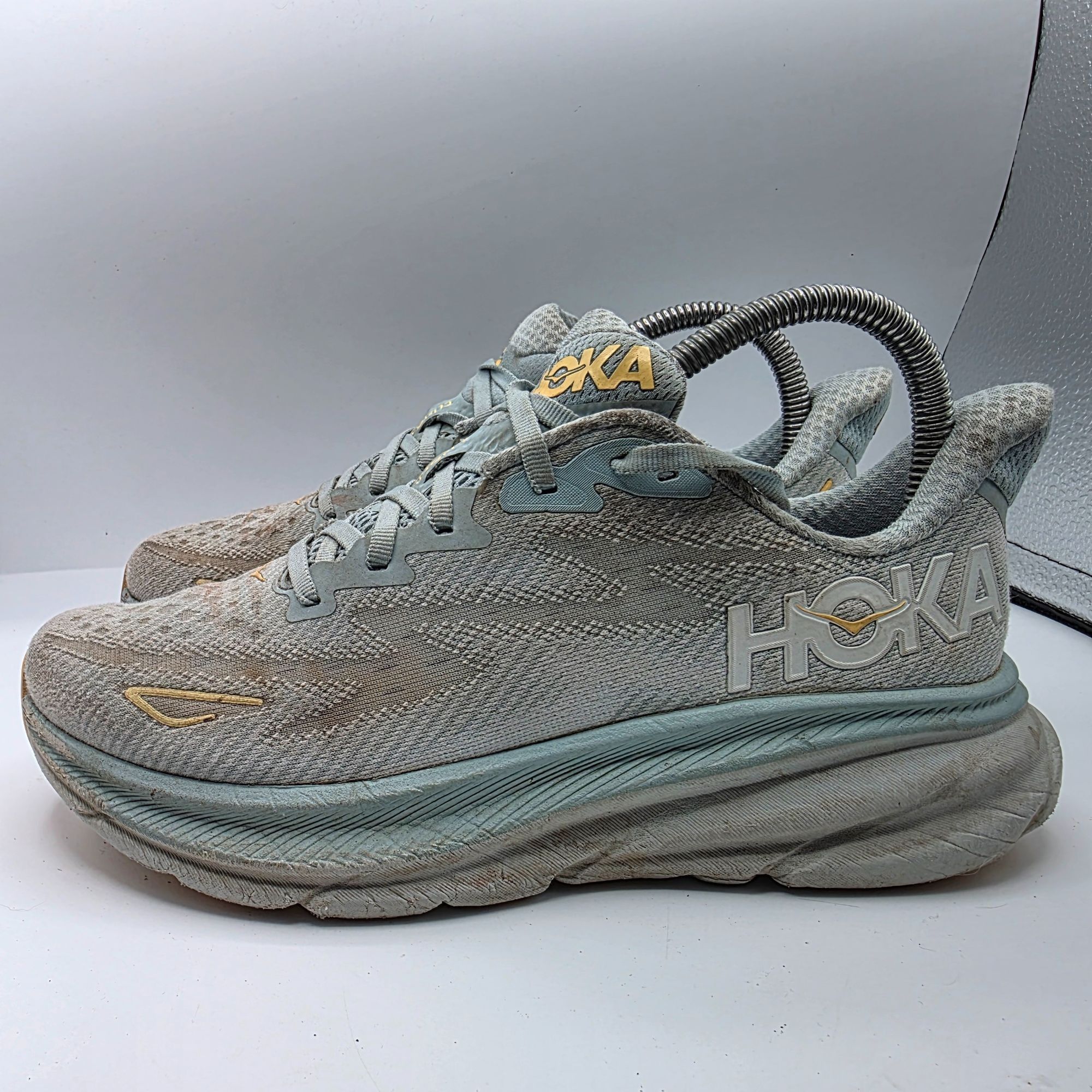 Hoka Hoka One One Clifton 9 Womens Size 7 B Cloud Blue Ice White Size US 7 / IT 37 - 13 Thumbnail