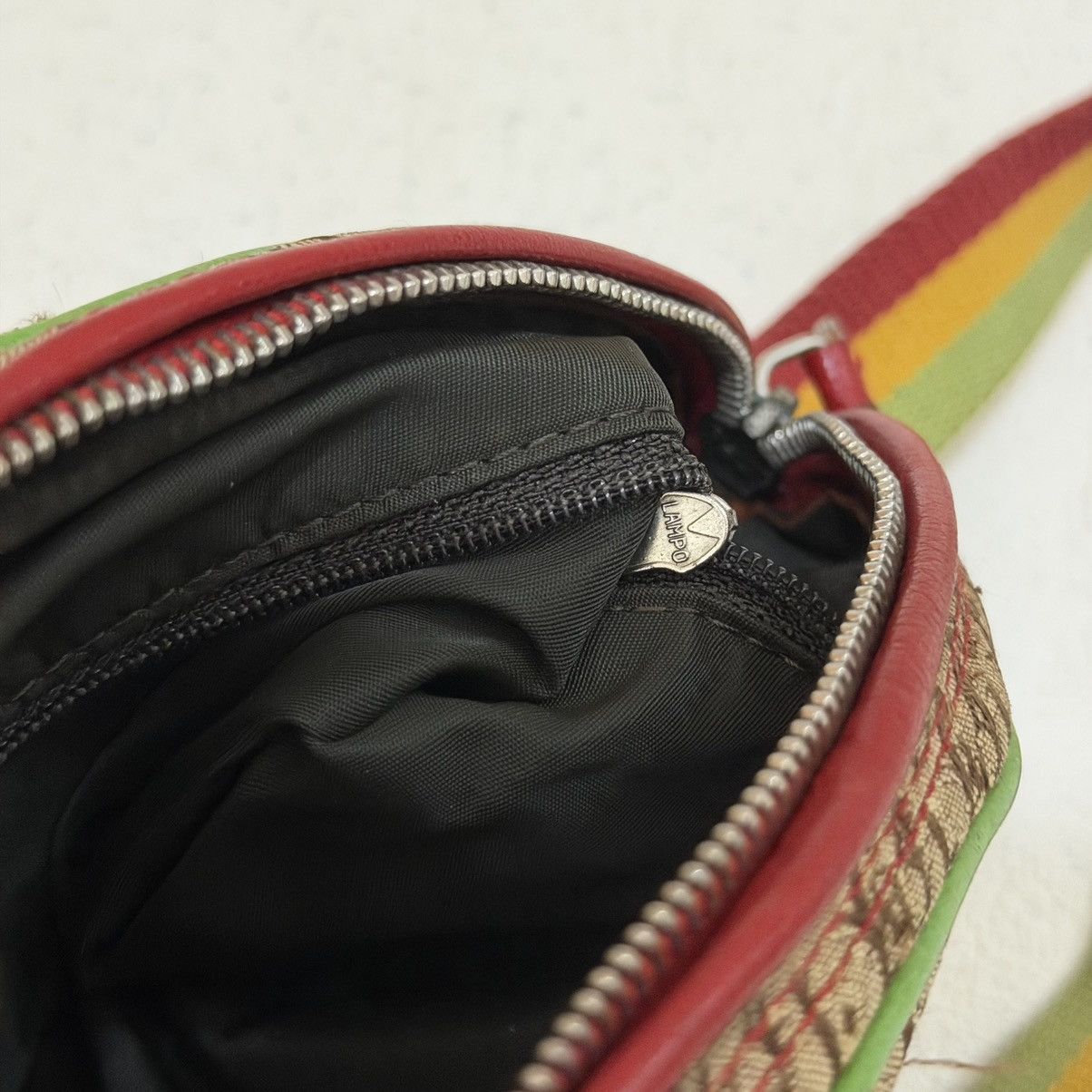 Dior Christian Dior By Galliano Fw/2004 Rasta Cross Body Bag Size ONE SIZE - 13 Thumbnail