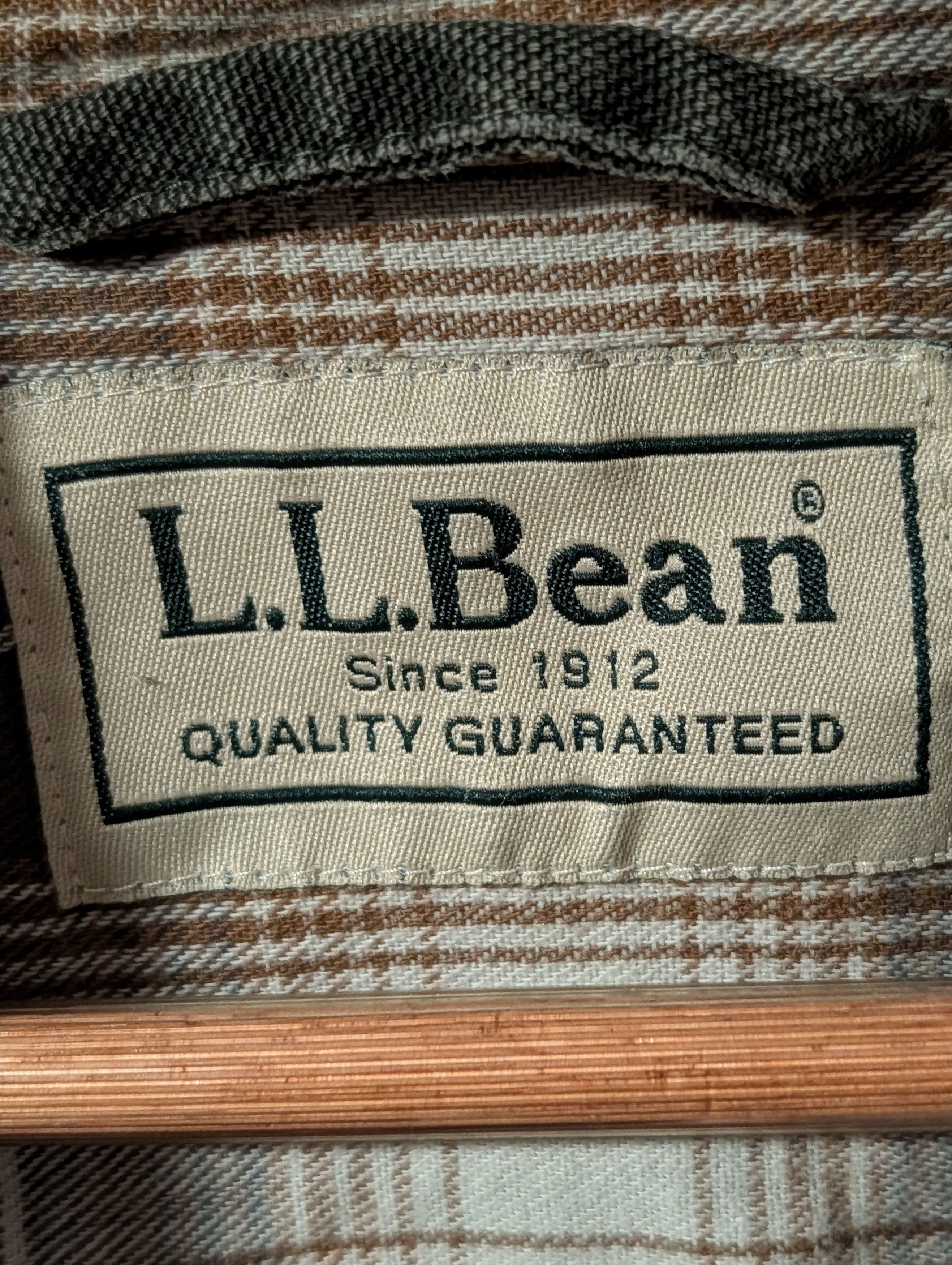 L.L. Bean Vintage LL Bean Chamois Cloth Shirt Jacket XL Plaid Lined Size US XL / EU 56 / 4 - 2 Thumbnail