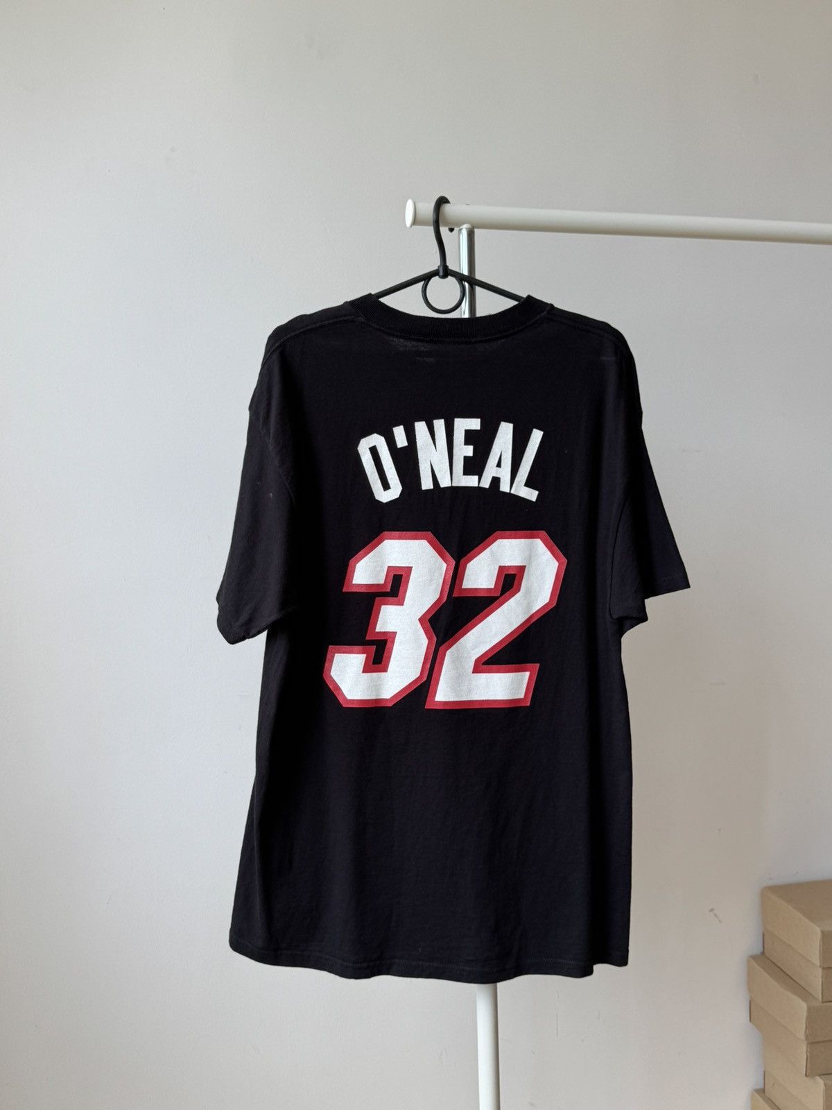 NBA Vintage 90s Shaquille O'Neal Miami Heat NBA T-shirt Size US L / EU 52-54 / 3 - 2 Thumbnail