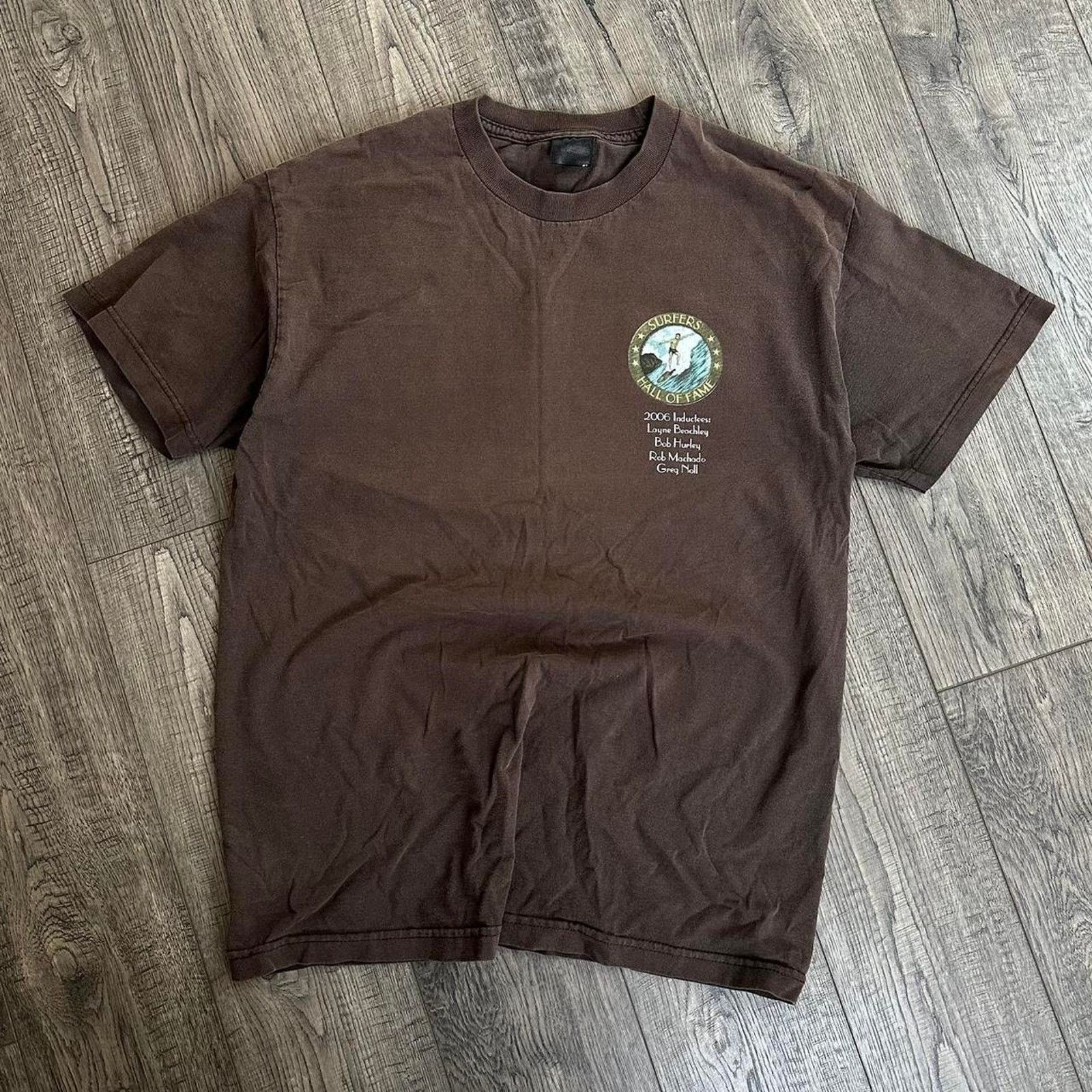 Vintage Rare Vintage 00s 2006 Surfers Hall of Fame Graphic Surf Tee Size US L / EU 52-54 / 3 - 3 Thumbnail