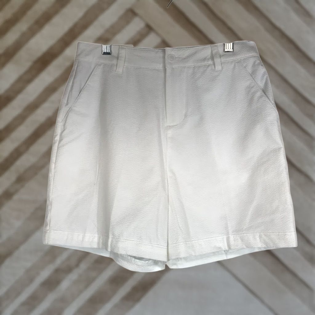 Vintage Walter Hagen Women's Golf Shorts 2 White 100% Polyester Flat Front Casual Size 26" / US 2 / IT 38 - 1 Thumbnail