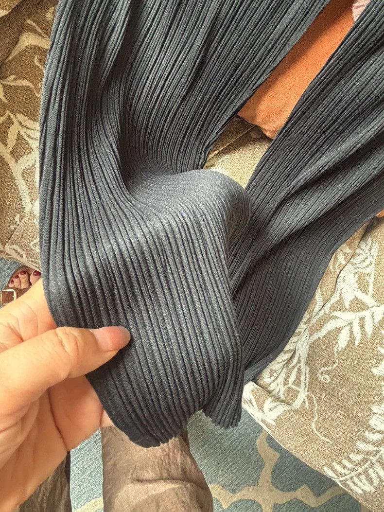 Issey Miyake Issey Miyake size:2 Classic black women's trousers for the Size 22" - 6 Thumbnail