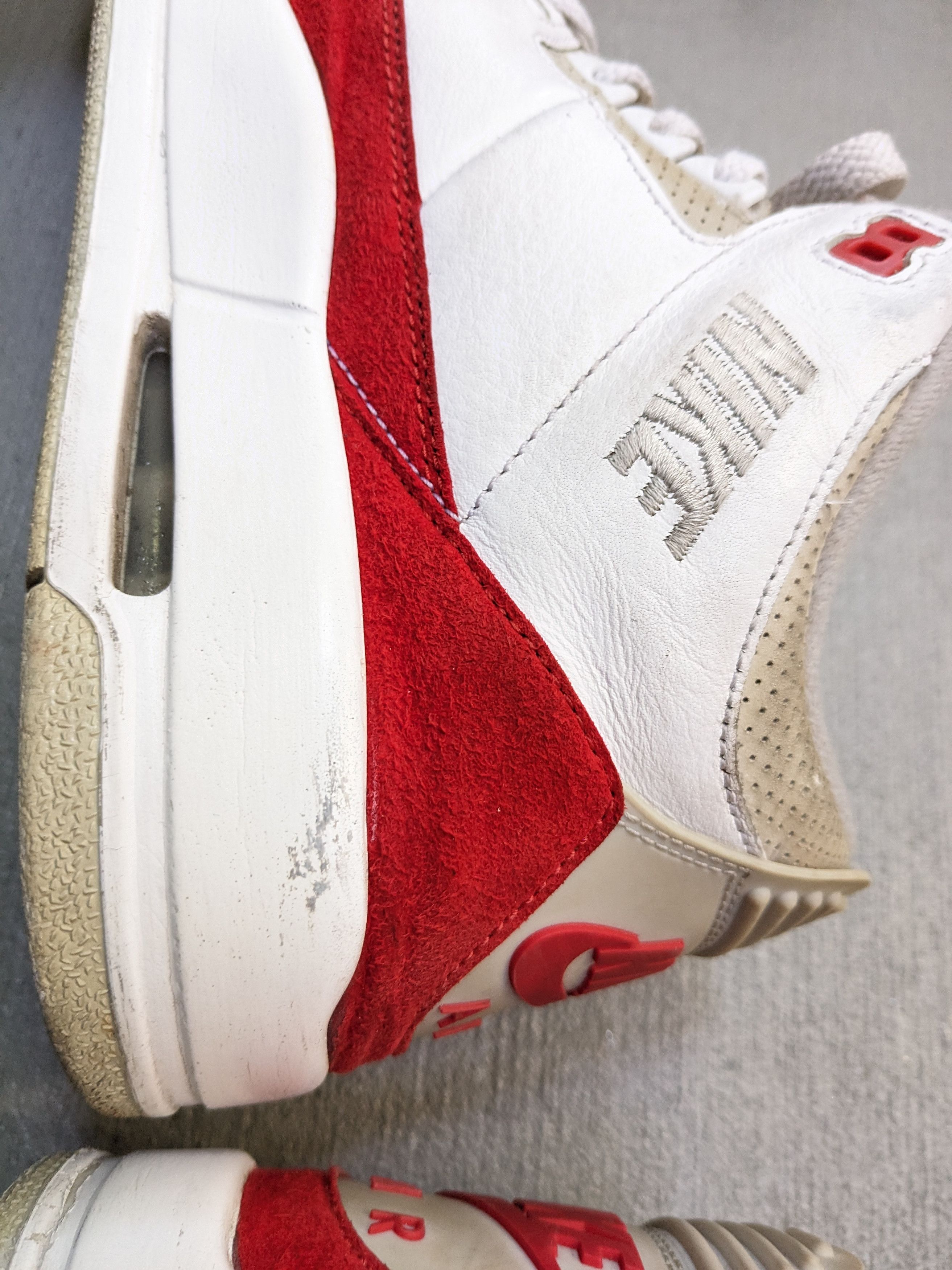 Jordan Brand Nike Jordan 3 Retro Tinker Air Max 1 Red White CJ0939-100 Size US 10 / EU 43 - 16 Thumbnail
