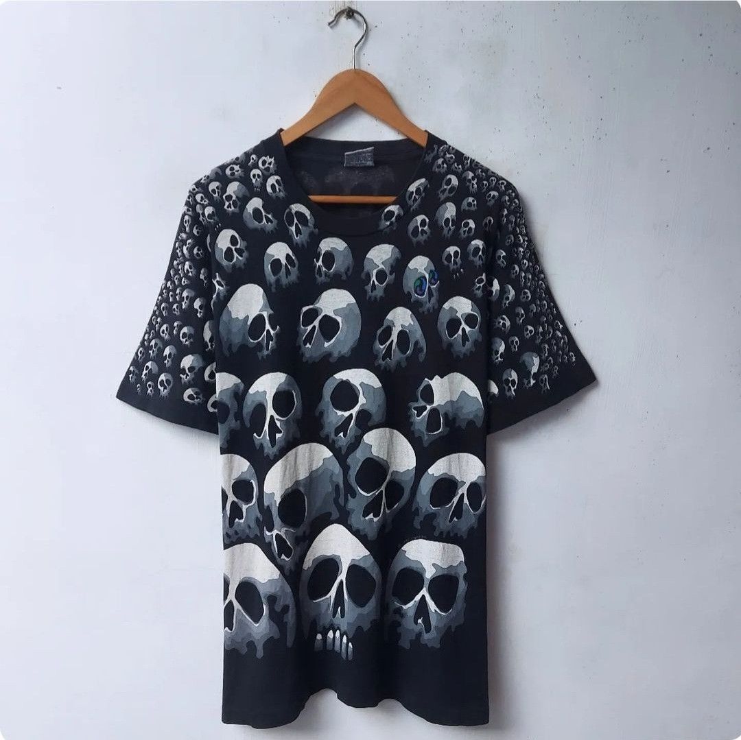 Liquid Blue × Vintage Vintage 90s Liquid Blue Chris Pinkerton Spiral Skulls Size US L / EU 52-54 / 3 - 1 Thumbnail