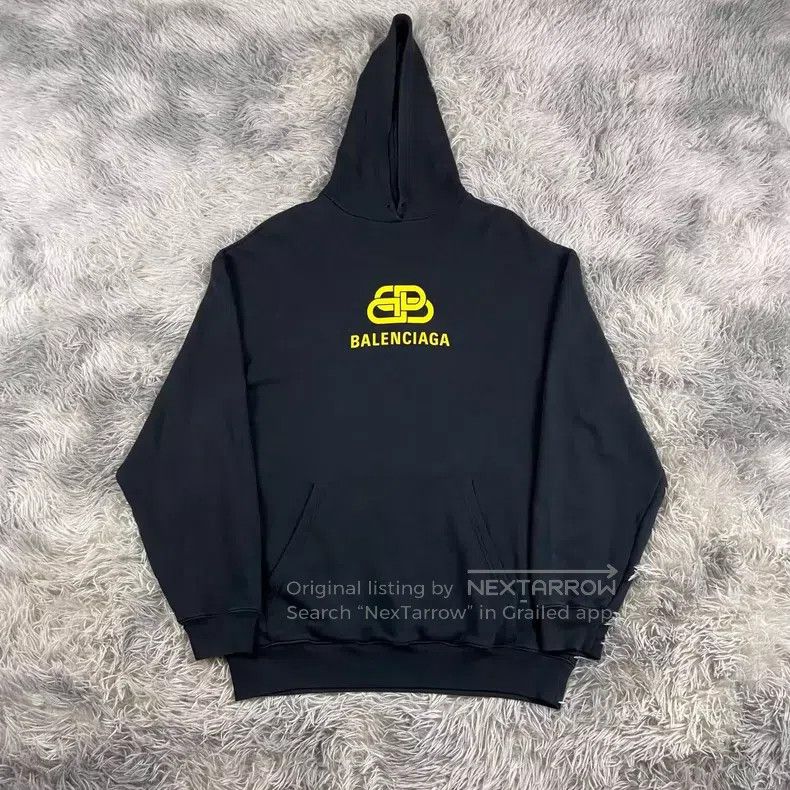 Balenciaga Balenciaga Yellow Buckle Logo Hoodie - XXS Size US XXS / EU 40 - 1 Thumbnail