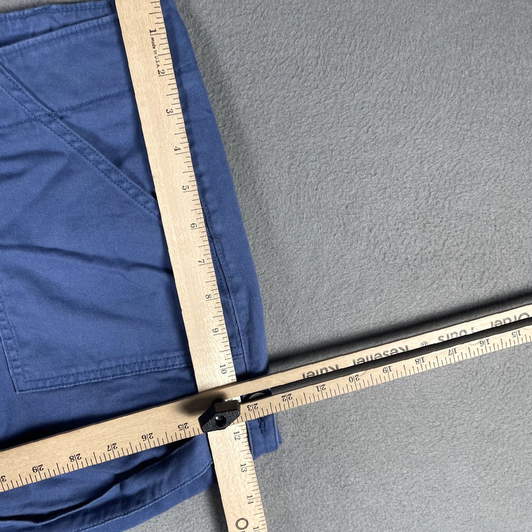 Vintage Magellan Outdoors Shorts Womens 14 Blue Casual Cotton Blend Utility Pockets Summer Social Outdoor Activewear Adults Womens Size 36" / US 14 / IT 50 - 6 Thumbnail