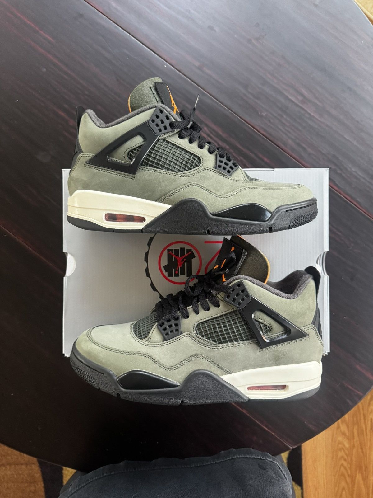 Jordan Brand × Undefeated Jordan 4 OG X Undefeated Size US 9 / EU 42 - 1 Thumbnail