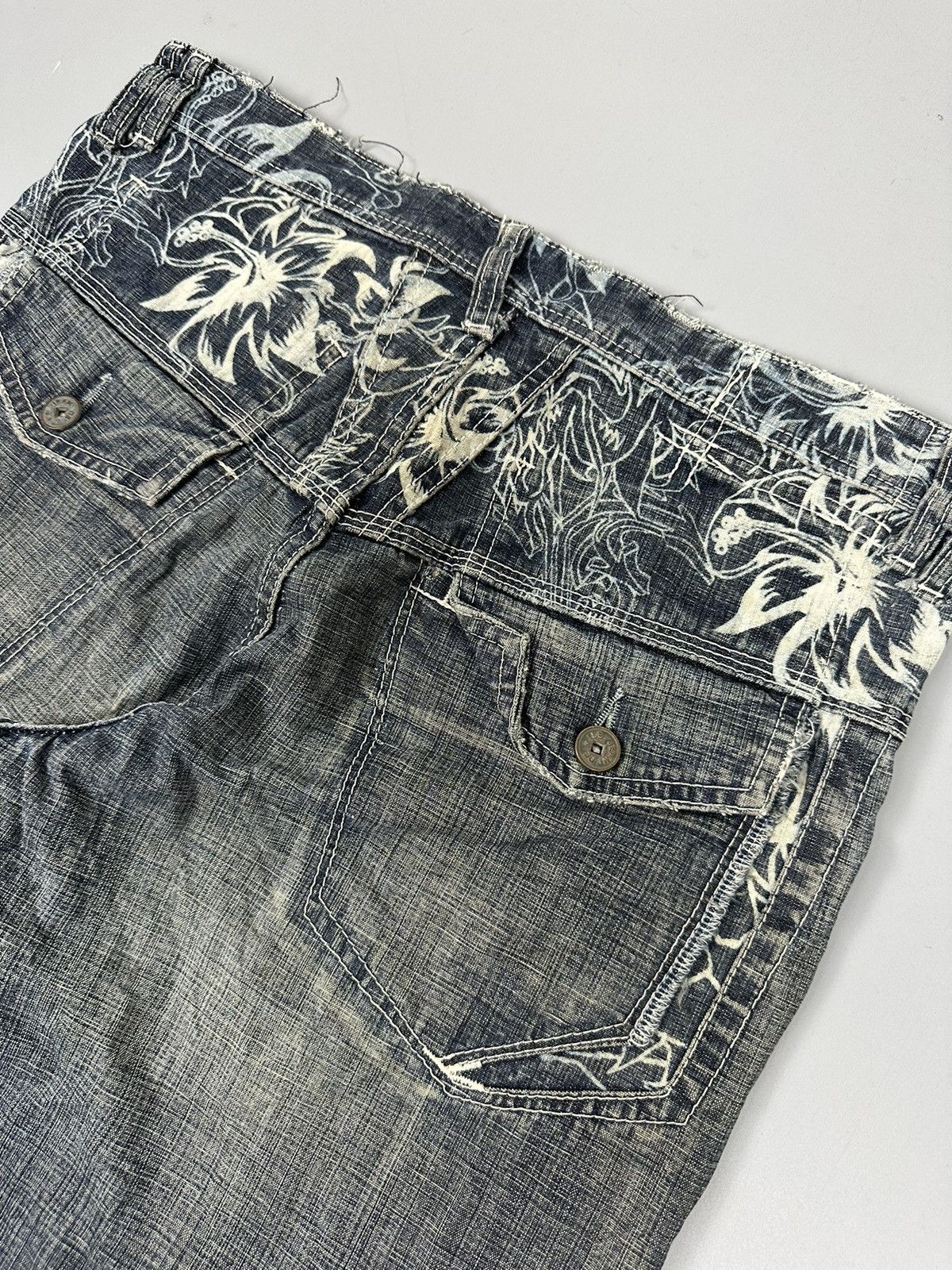 Marithe + Francois Girbaud Distressed Vintage Marithe Francois Girbaud Denim Size US 32 / EU 48 - 12 Thumbnail