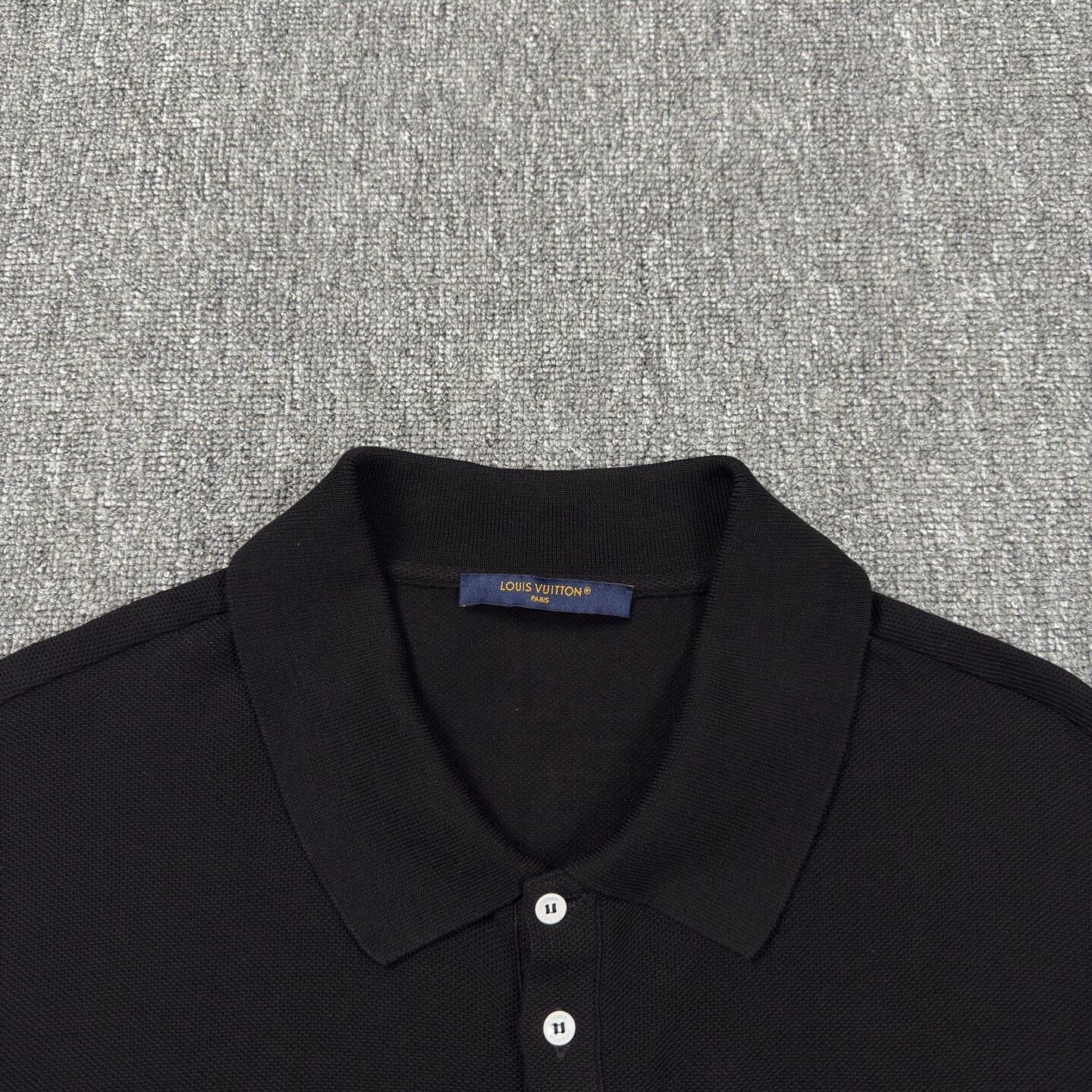 Louis Vuitton LV Black Pin Short-Sleeve Polo Shirt XL 99 New Size US XL / EU 56 / 4 - 3 Thumbnail