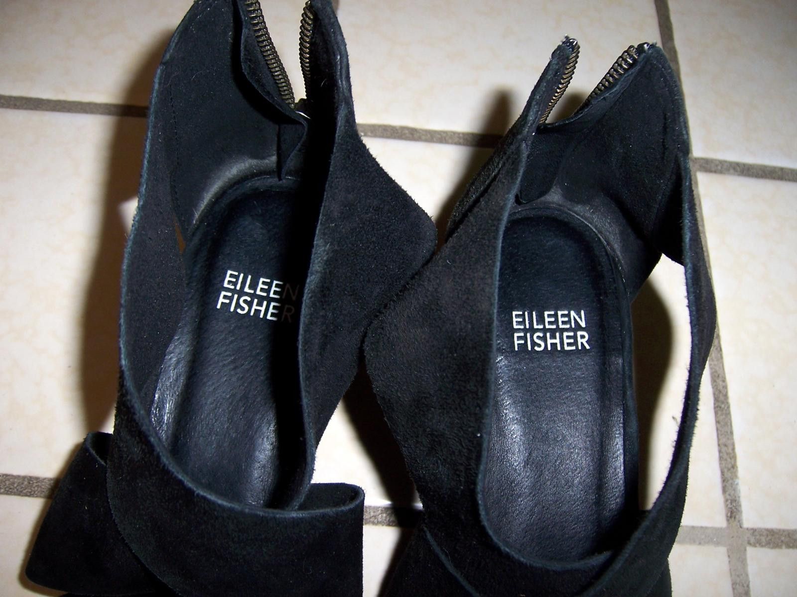 Eileen Fisher Eileen Fisher Black Suede Vera Pump Wrap Size 7.5 Size US 7.5 / IT 37.5 - 6 Thumbnail