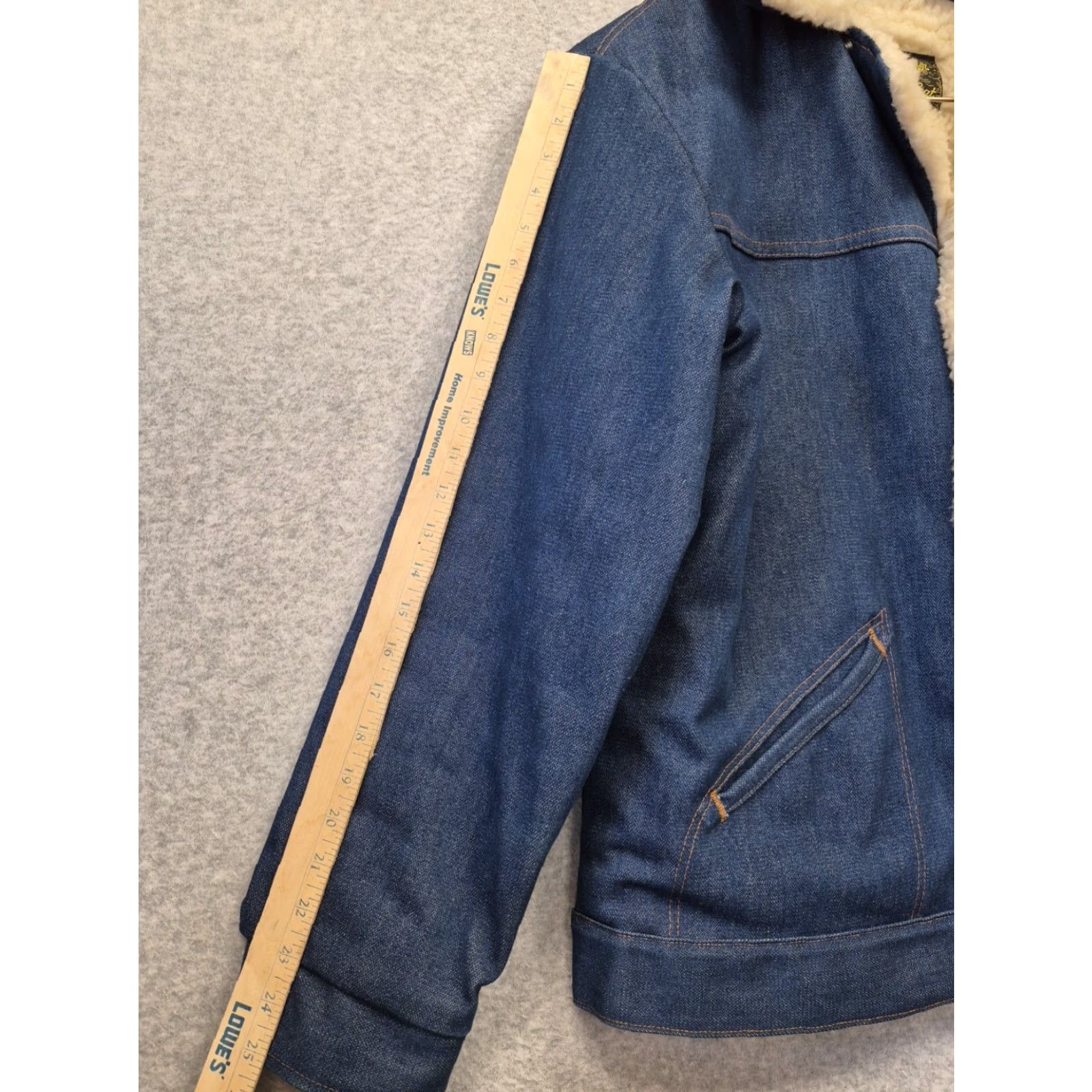 Wrangler VINTAGE Wrangler Jacket Coat Womens Large Blue Denim Sherpa Lined 90s USA GUC Denim Jacket Western Retro Shirt? Size L / US 10 / IT 46 - 6 Thumbnail