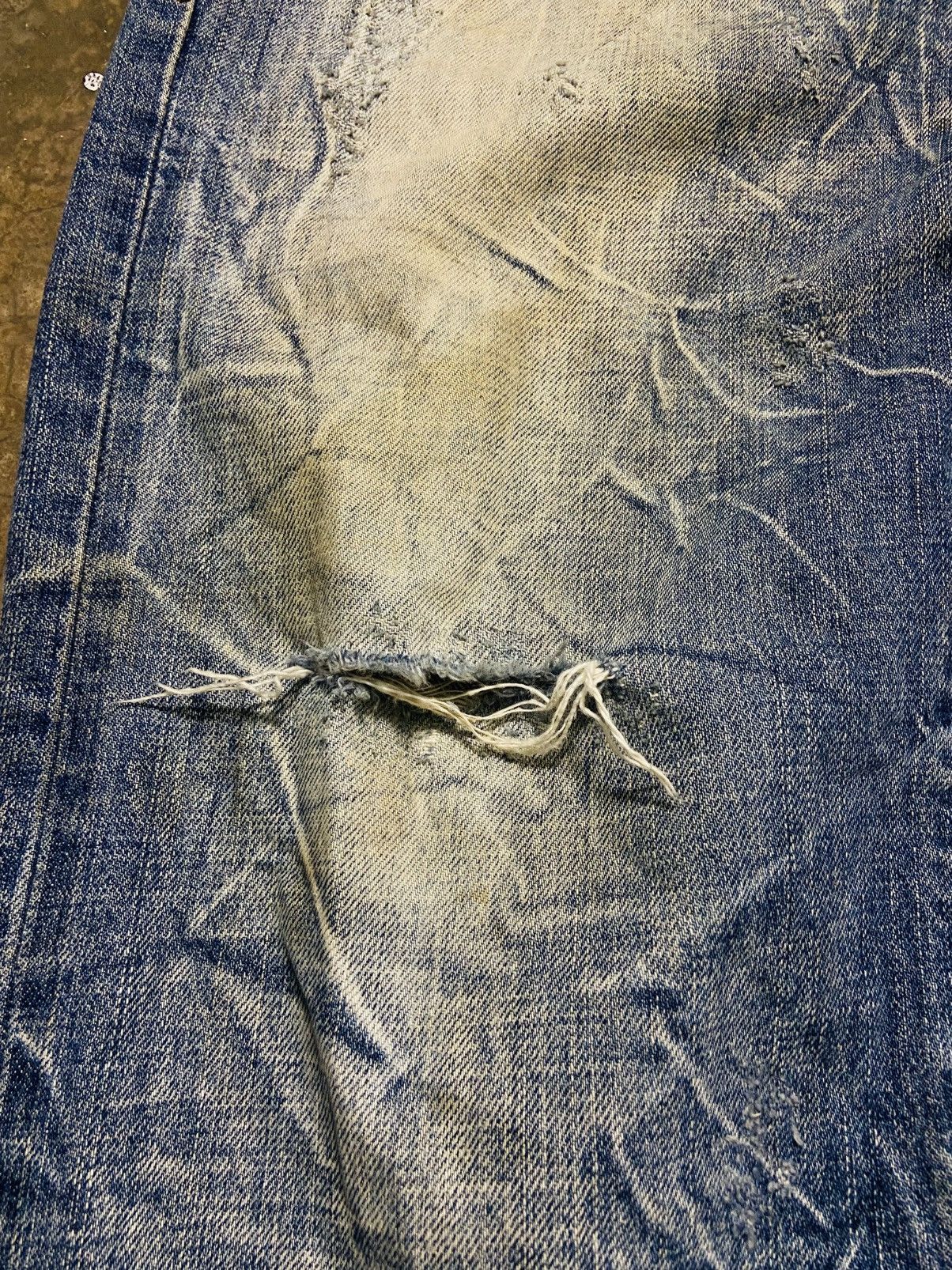 Seditionaries Co & Lu Distressed Flare Jeans Size US 33 - 6 Thumbnail
