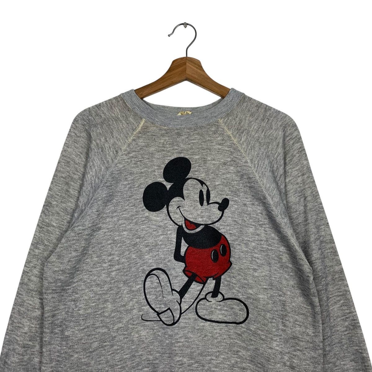 Disney Vintage 80s Disney Mickey Mouse Big Logo Sweatshirt Size US L / EU 52-54 / 3 - 2 Thumbnail