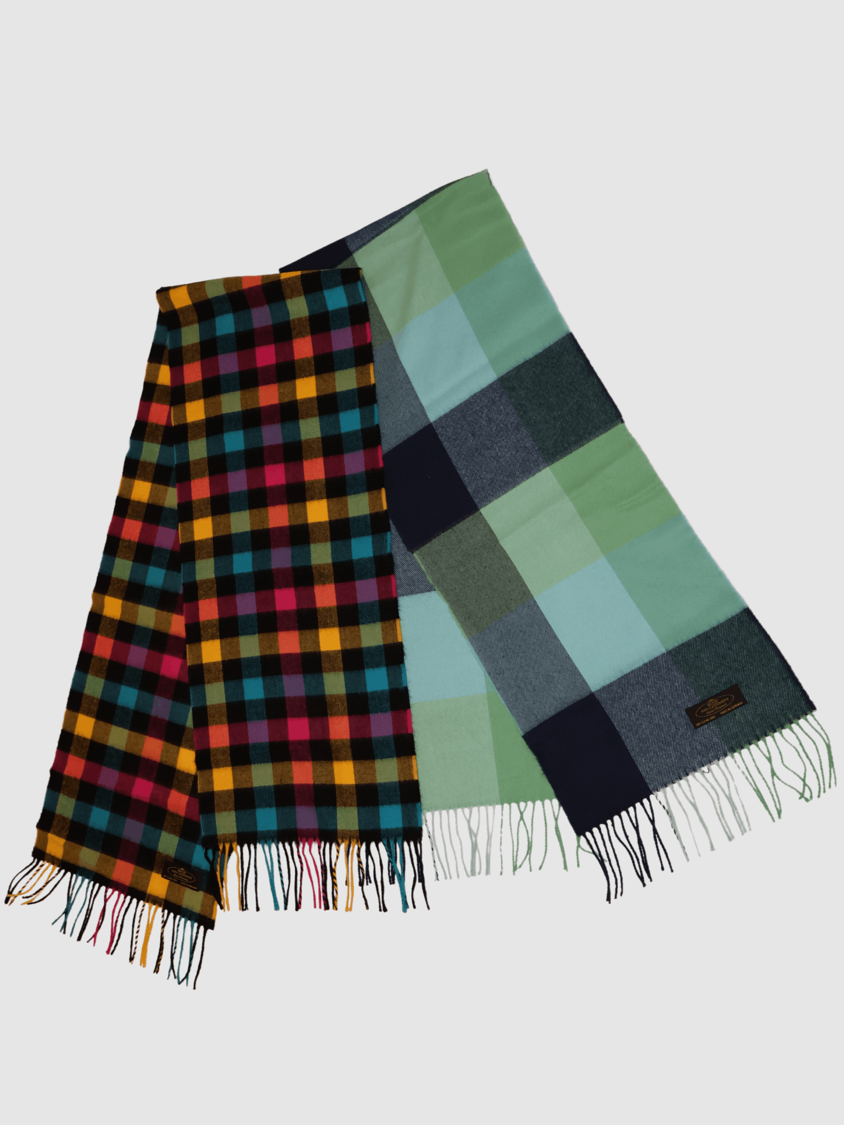 The Undeniable Allure of a Scotland lambswool Scarf for Authenticity