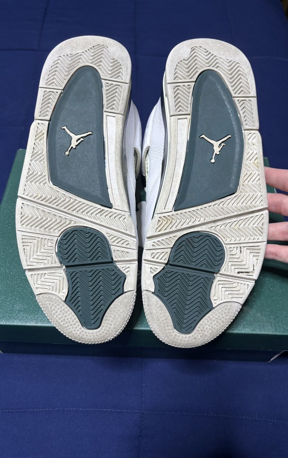 Jordan Brand Jordan 4 Retro Oxidized Green 2024 Size 10.5 Size US 10.5 / EU 43-44 - 5 Thumbnail