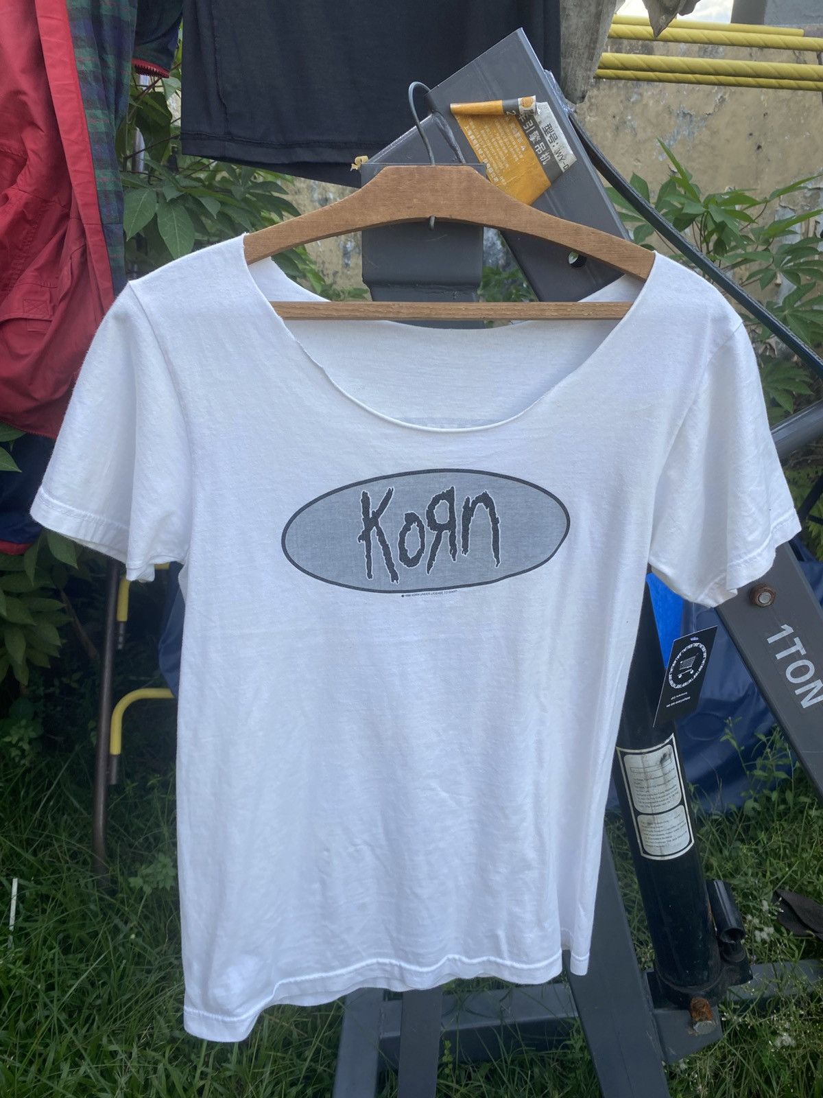 Band Tees Vintage 1998 Distressed Band Korn Tee Size XS / US 0-2 / IT 36-38 - 1 Thumbnail