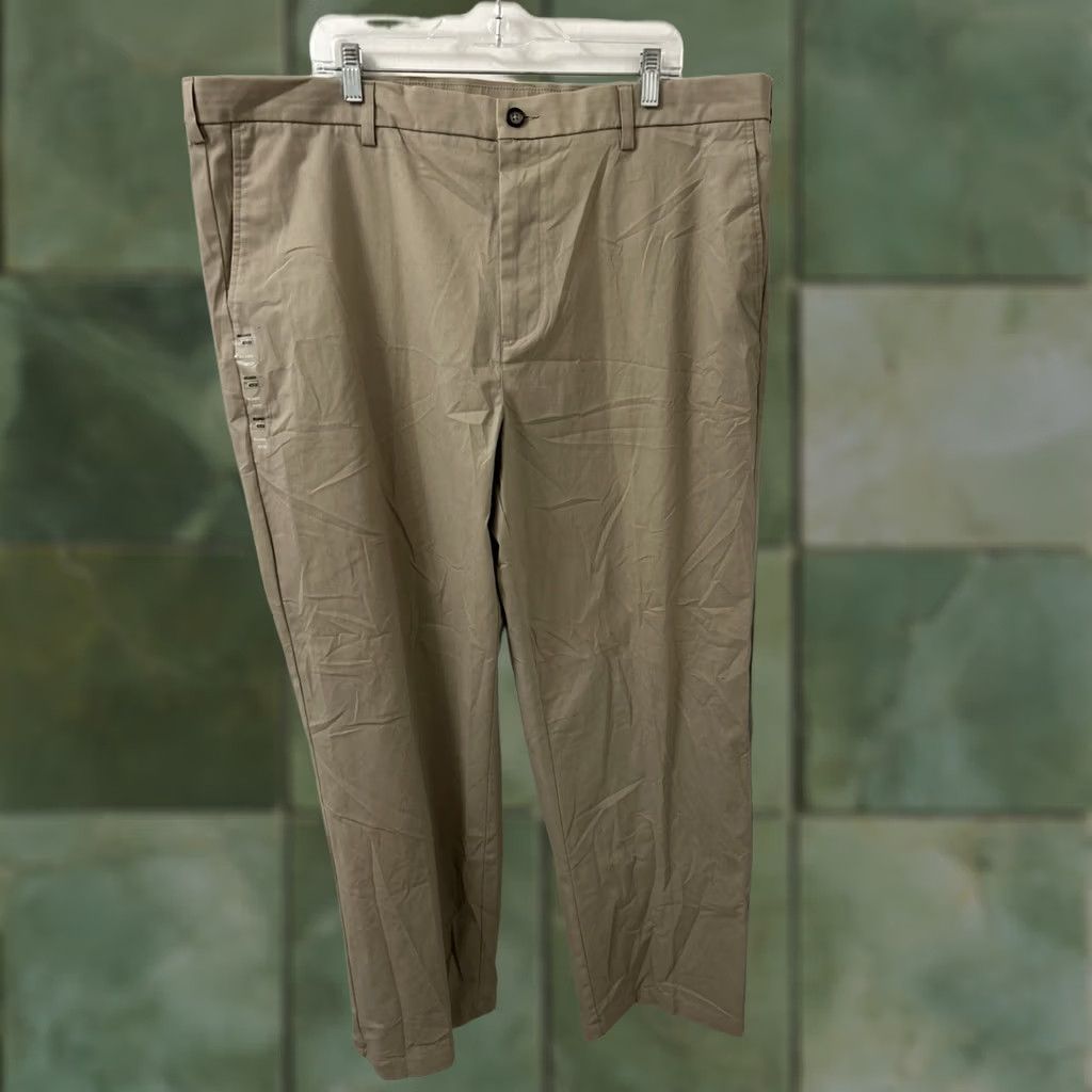 Croft & Barrow VINTAGE? No, not vintage. Croft & Barrow Pants Mens 42x32 Brown Khaki Relaxed Fit Flat Front YKK Trousers Size US 42 / EU 58 - 1 Thumbnail