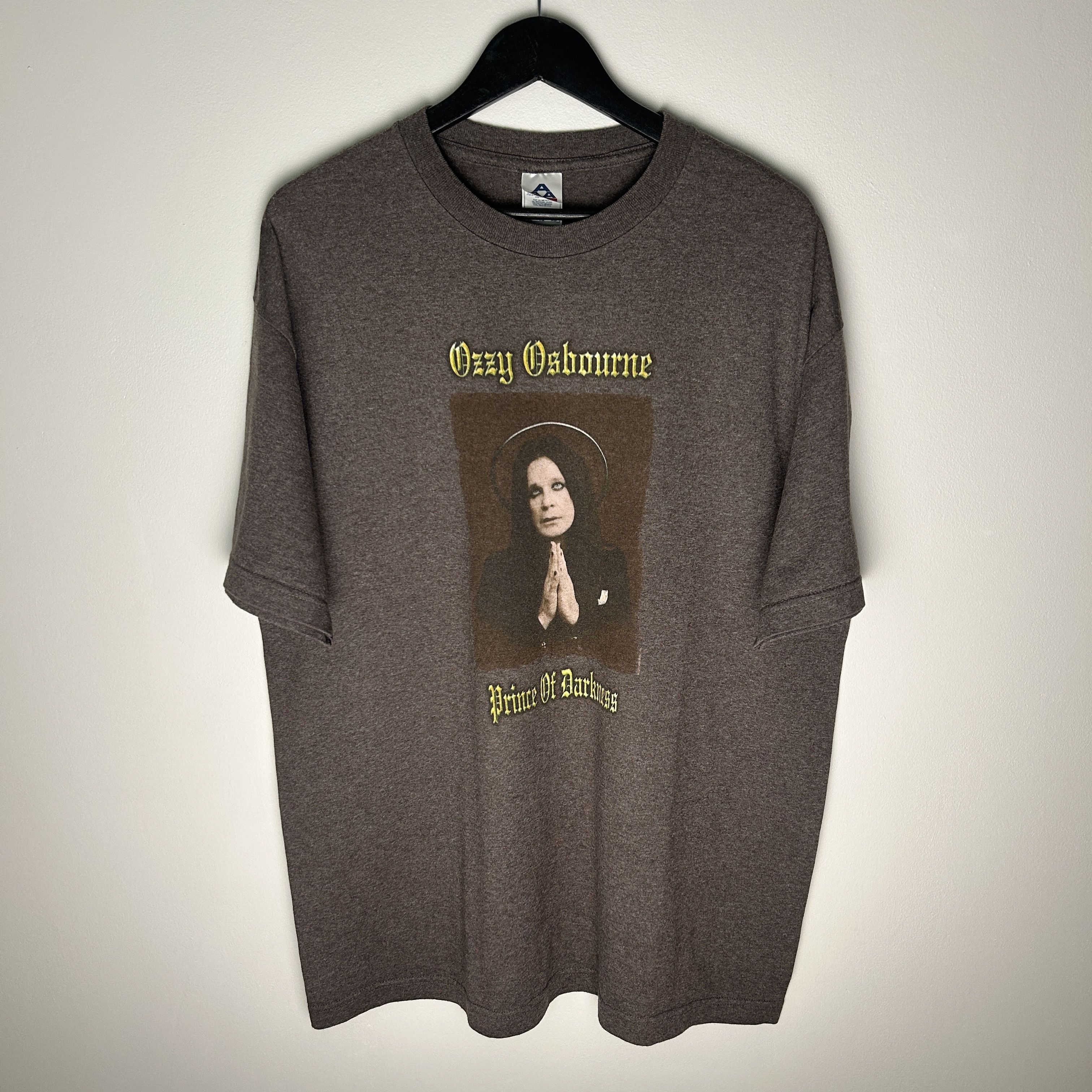 Band Tees Vintage Ozzy Osbourne Prince Of Darkness Band T-shirt Size US XL / EU 56 / 4 - 1 Thumbnail