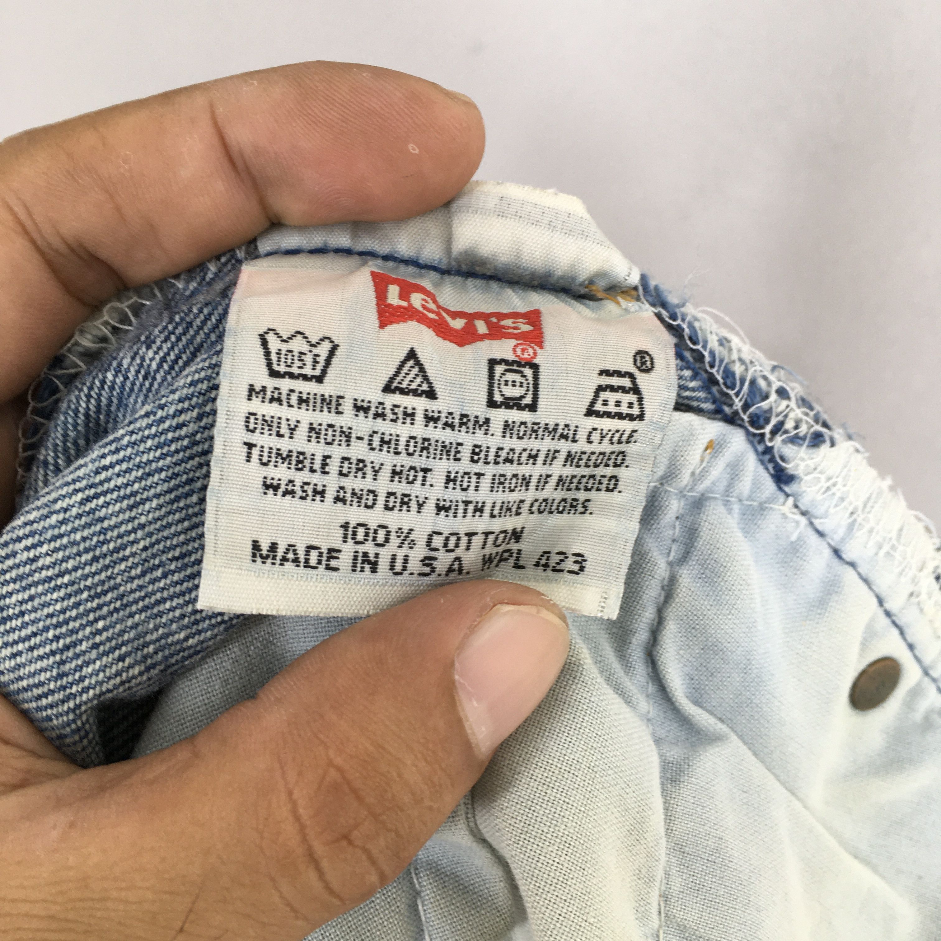 Levi's Size 31x30.5 Vintage 90s Levi's 501 Distressed Jeans S1582 Size 31" - 14 Thumbnail