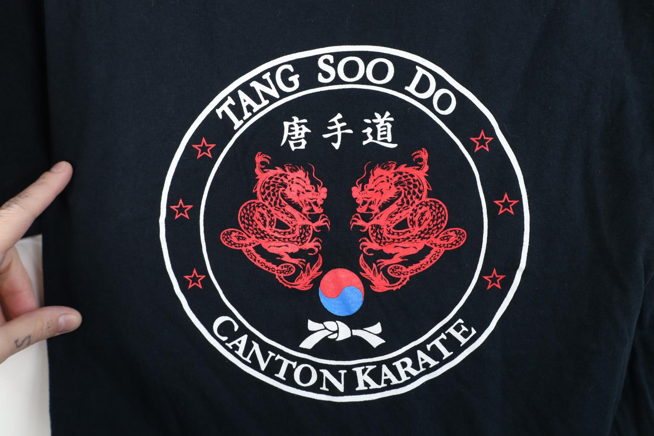 Vintage Vintage Tang Karate Martial Arts Dragon Short Sleeve T-Shirt Size US S / EU 44-46 / 1 - 4 Thumbnail