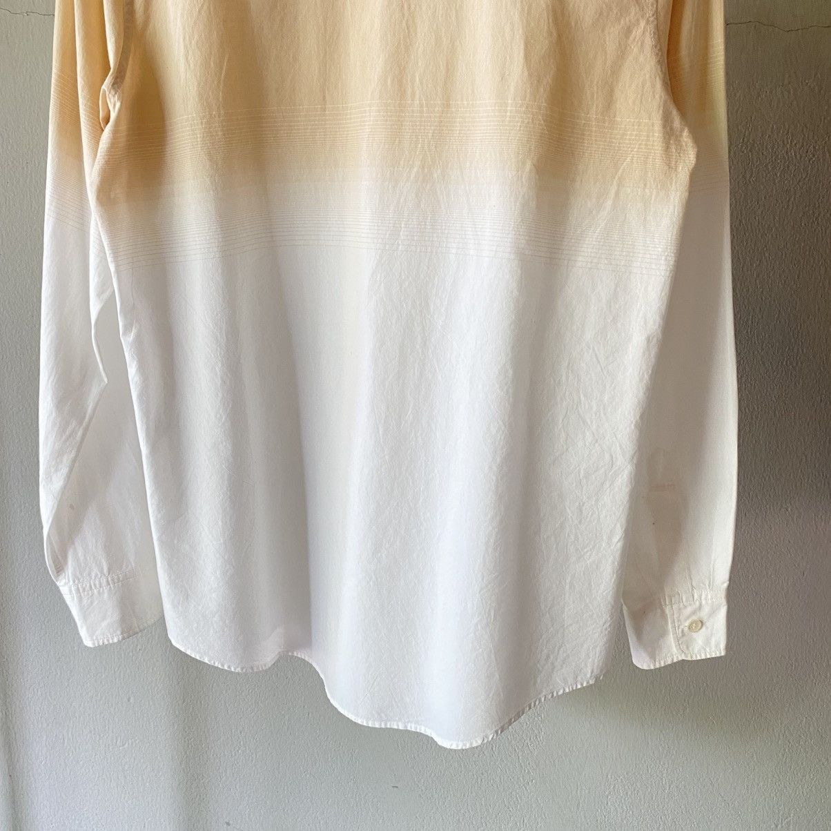 Issey Miyake ISSEY MIYAKE Beige to White Ombre Shirt Size XS / US 0-2 / IT 36-38 - 9 Thumbnail