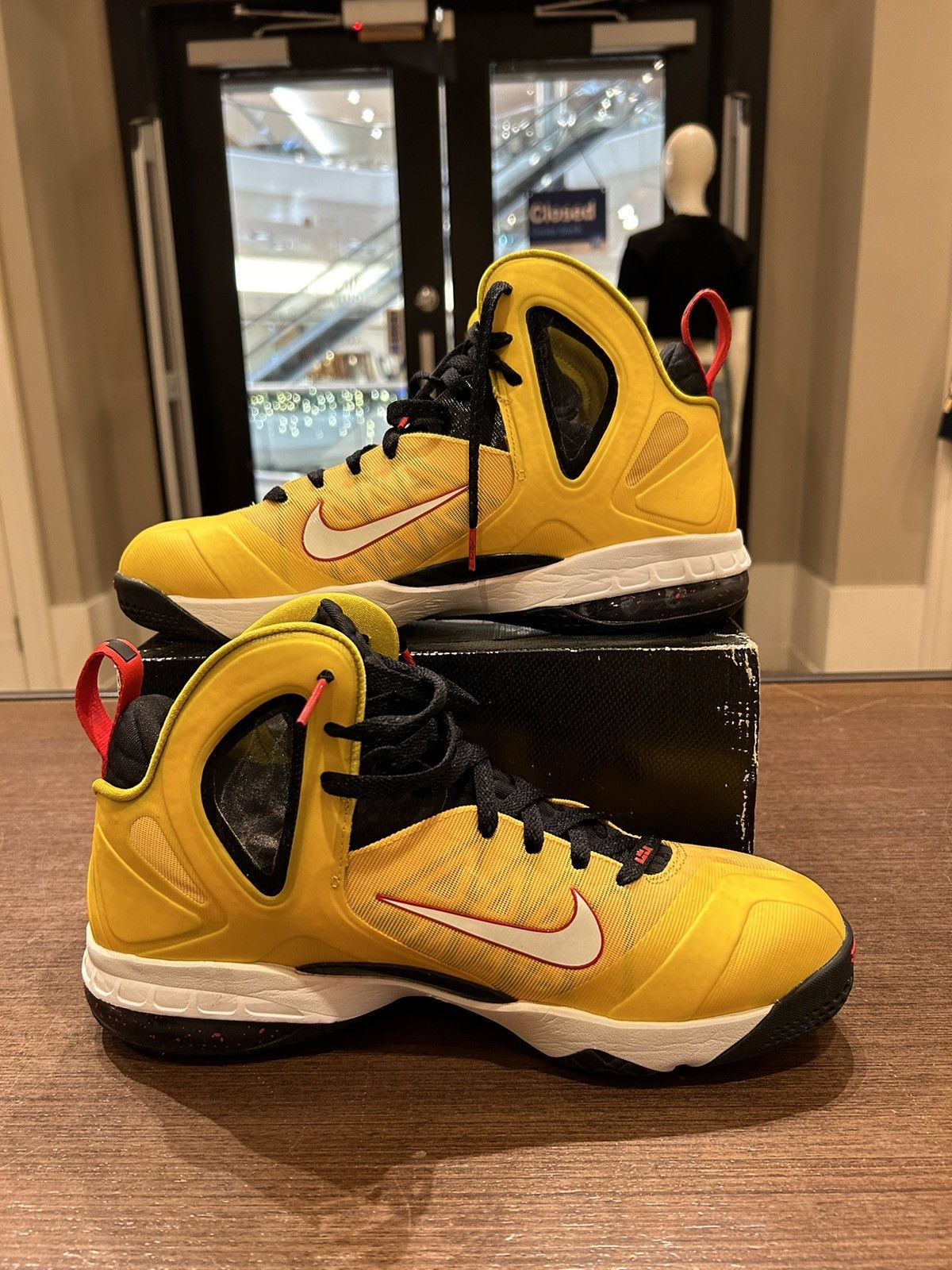 Nike Lebron 9 PS Elite ‘Taxi’ Size US 12 / EU 45 - 2 Thumbnail