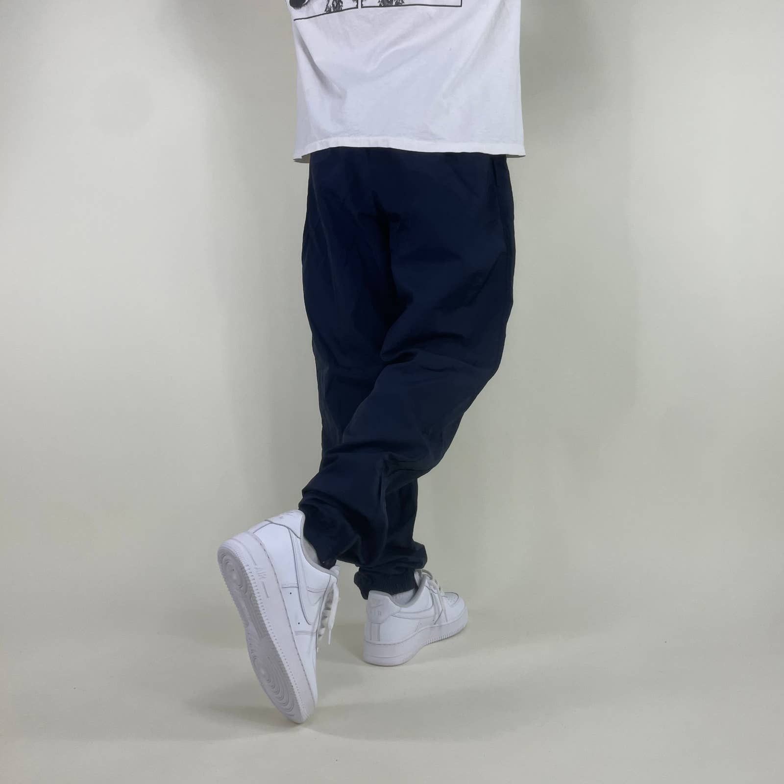 Reebok × Vintage Vintage 1990's Reebok Navy Retro Nylon Light Shell Sweatpant Size US 32 / EU 48 - 2 Thumbnail