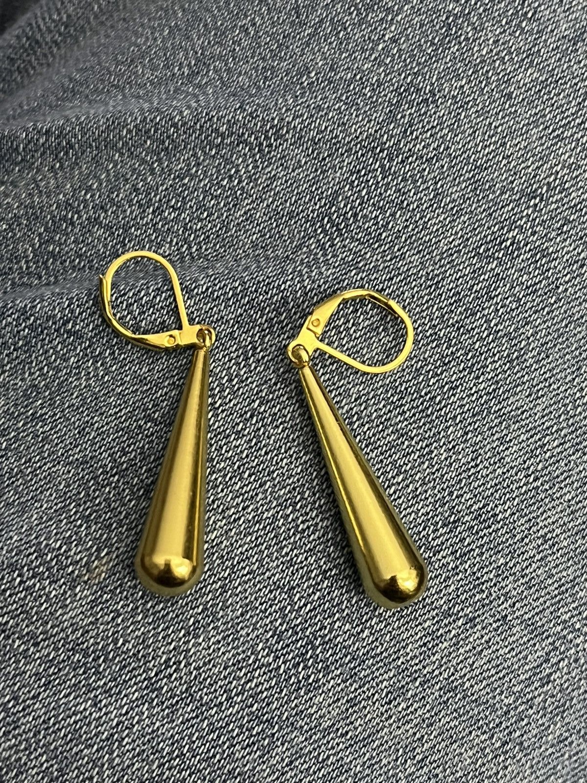 Other Vintage 80s 90s Heavy Gold-Tone Teardrop Leverback Earrings Size ONE SIZE - 1 Thumbnail