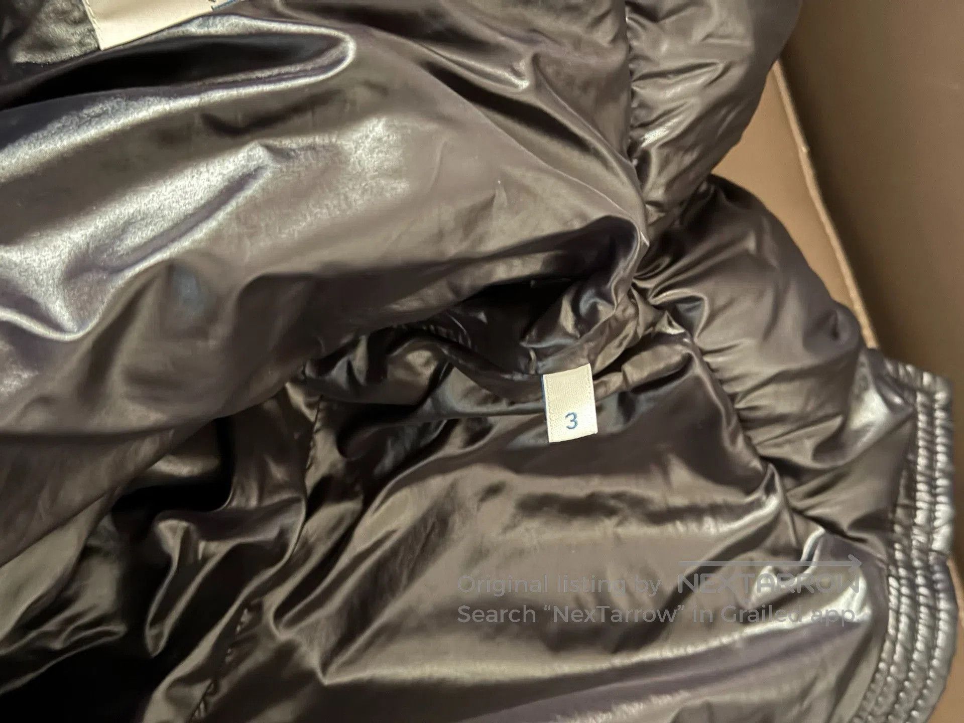 Moncler Moncler Women's Black Shiny Short Hooded Down Jacket. Size L / US 10 / IT 46 - 4 Thumbnail