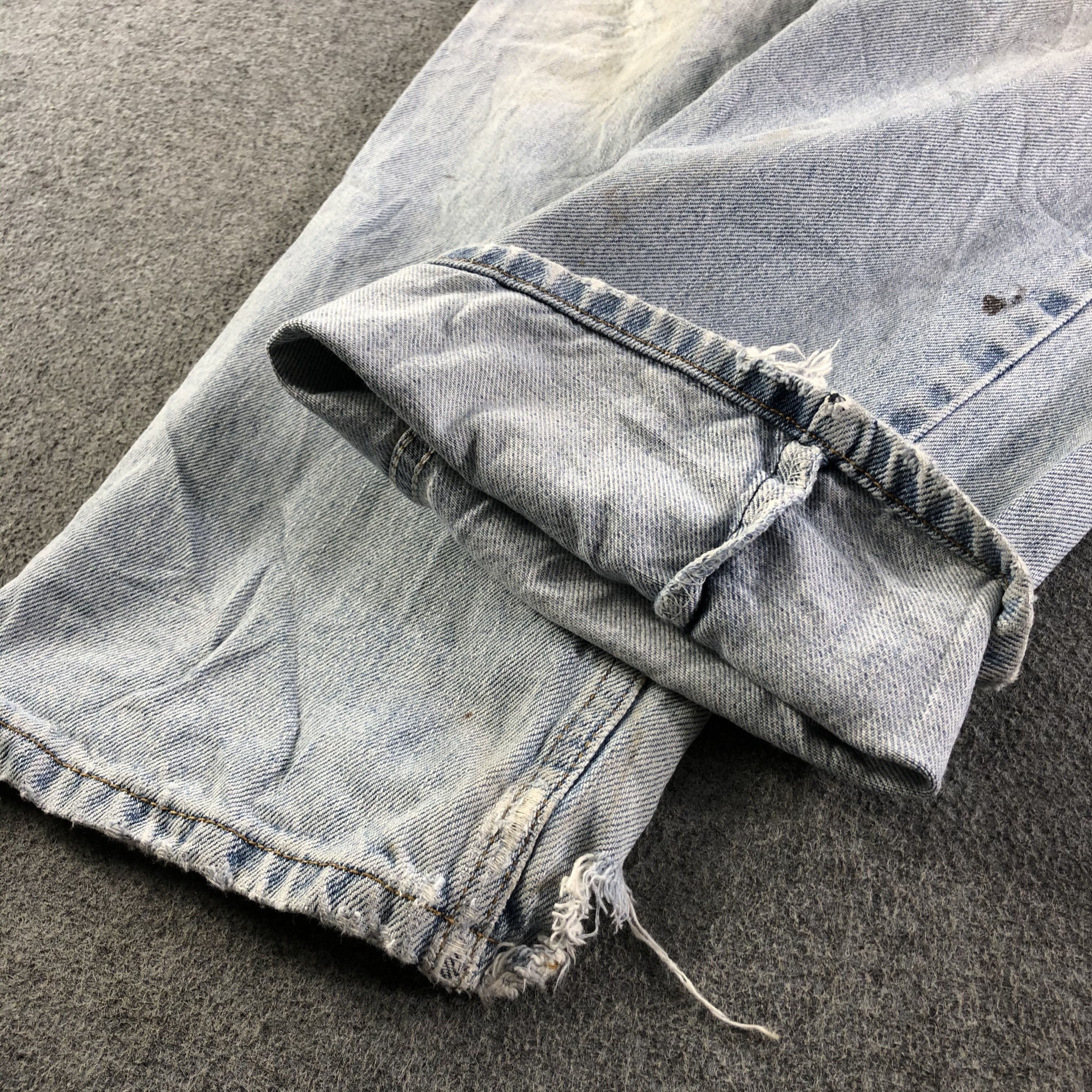 Levi's Vintage Light Wash Levis 505 Jeans-J3317 Size US 39 - 6 Thumbnail