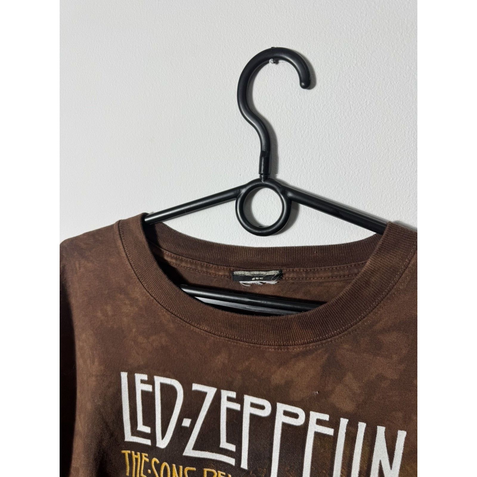 Band Tees × Vintage 90s Vintage Led Zeppelin The Song Remains The Same t-shirt Size US XL / EU 56 / 4 - 3 Thumbnail