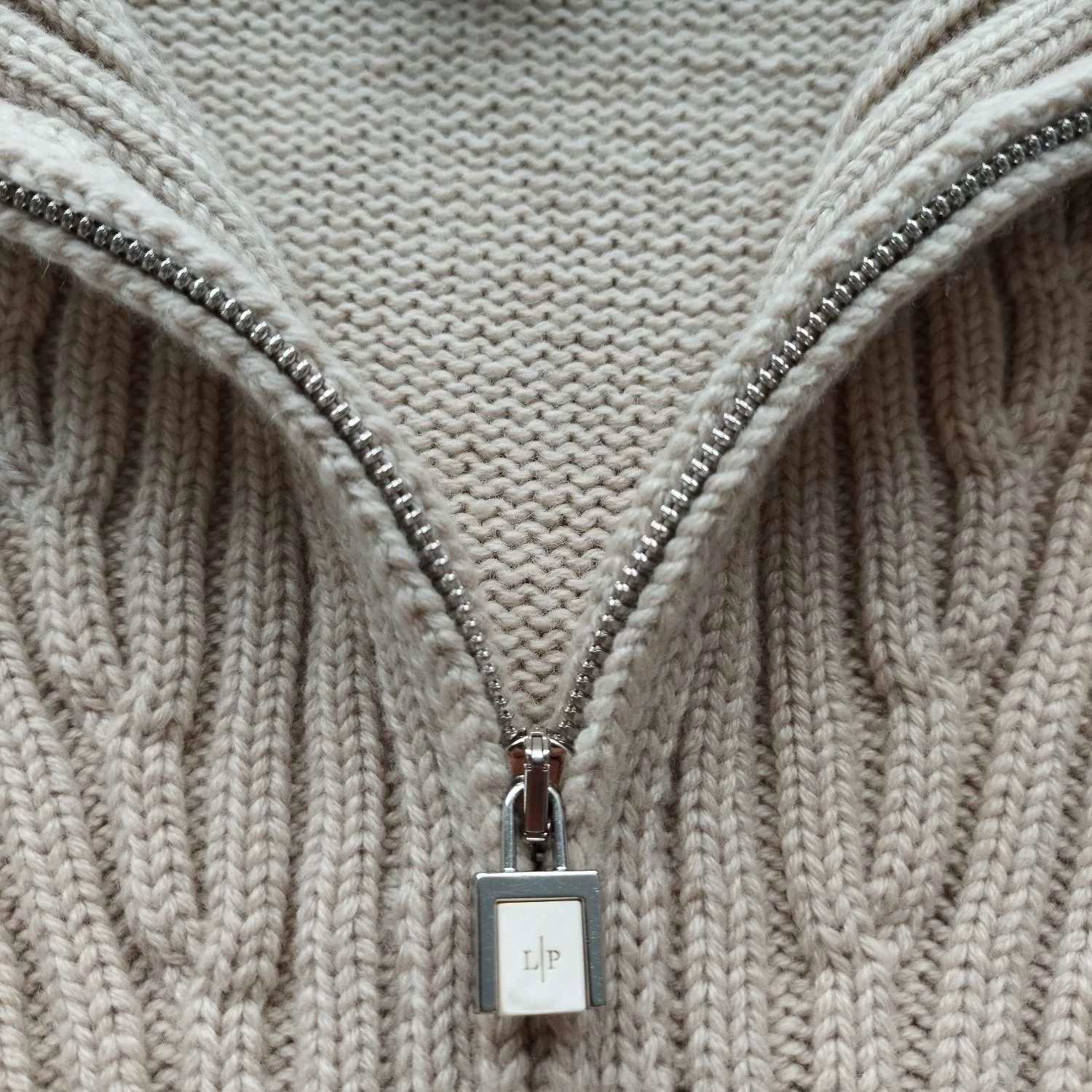 Loro Piana Loro Piana half-zip cashmere sweater women's L Size L / US 10 / IT 46 - 5 Thumbnail