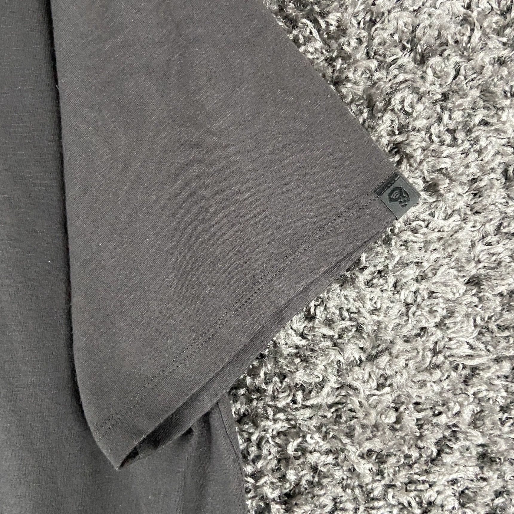 Mountain Hardwear VINTAGE? No. Mountain Hardwear Polo Shirt M Gray Men Regular Size M Gray - Mountain Hardwear Polo Shirt - Men - Size M - Gray - Polo - MHW Size US M / EU 48-50 / 2 - 3 Thumbnail