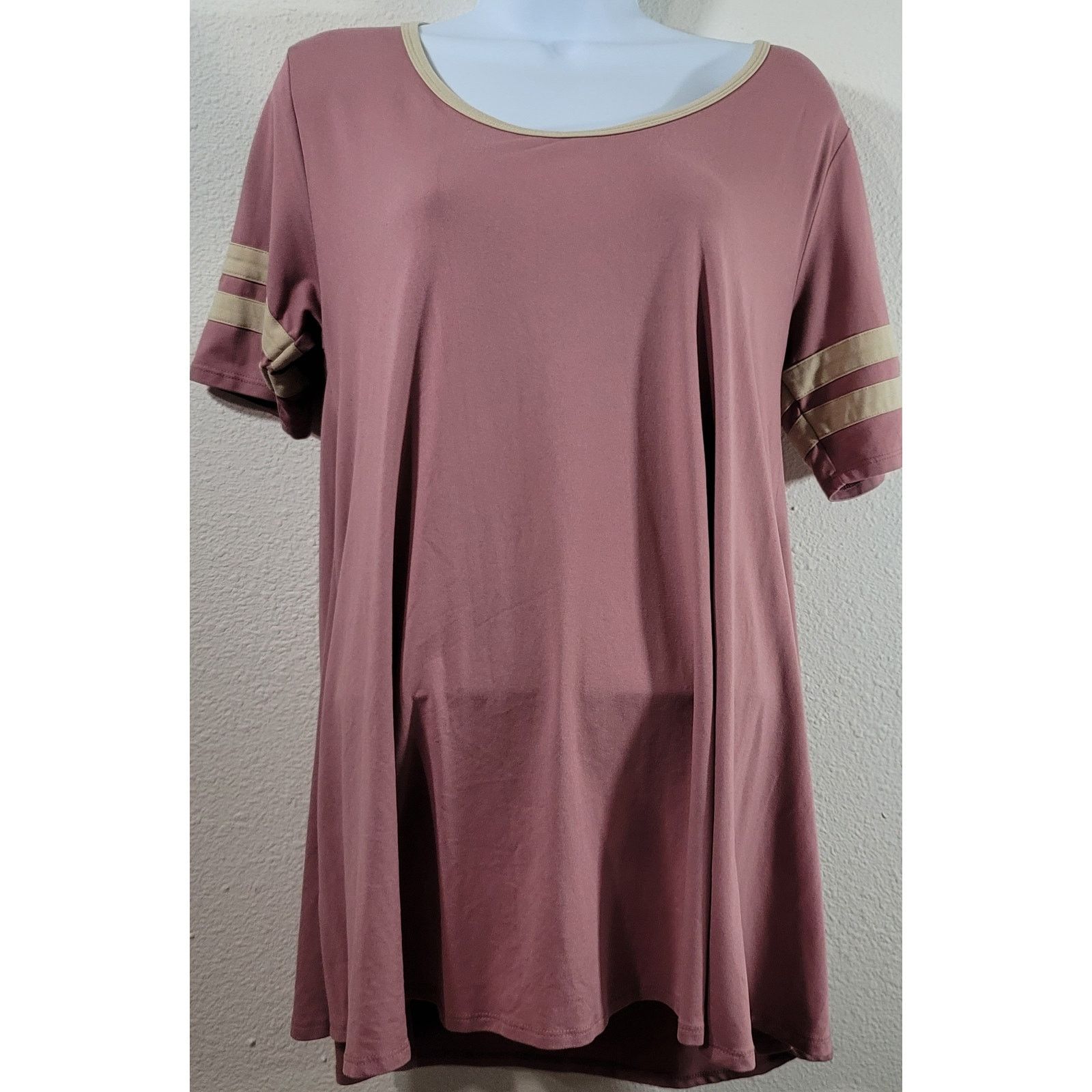 Other LulaRoe Dusty Rose Tan Hi Low Top XS Lightweight Swing Soft Size XS / US 0-2 / IT 36-38 - 1 Thumbnail