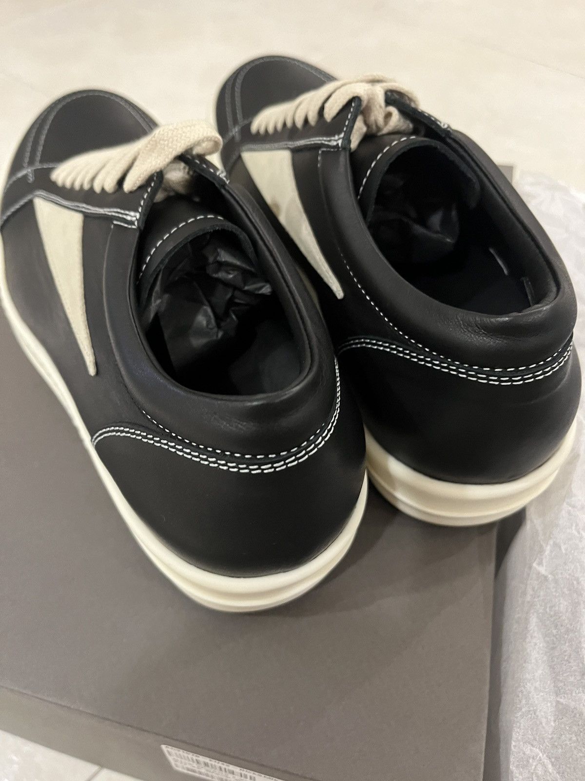Rick Owens Rick Owens Vintage Sneaker Mainline Size US 9 / EU 42 - 4 Thumbnail