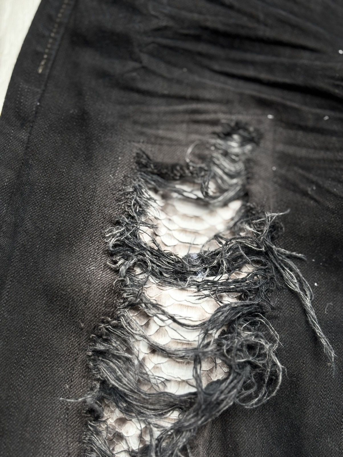 Japanese Brand EDWIN phyton distressed flare jeans Size US 28 / EU 44 - 3 Thumbnail