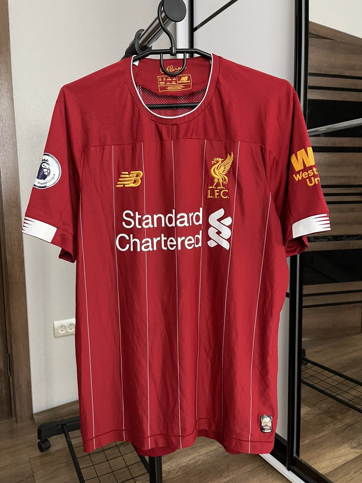 New Balance 2019/2020 Liverpool New Balance Soccer Jersey Kit Shirt Tee Size US M / EU 48-50 / 2 - 3 Thumbnail