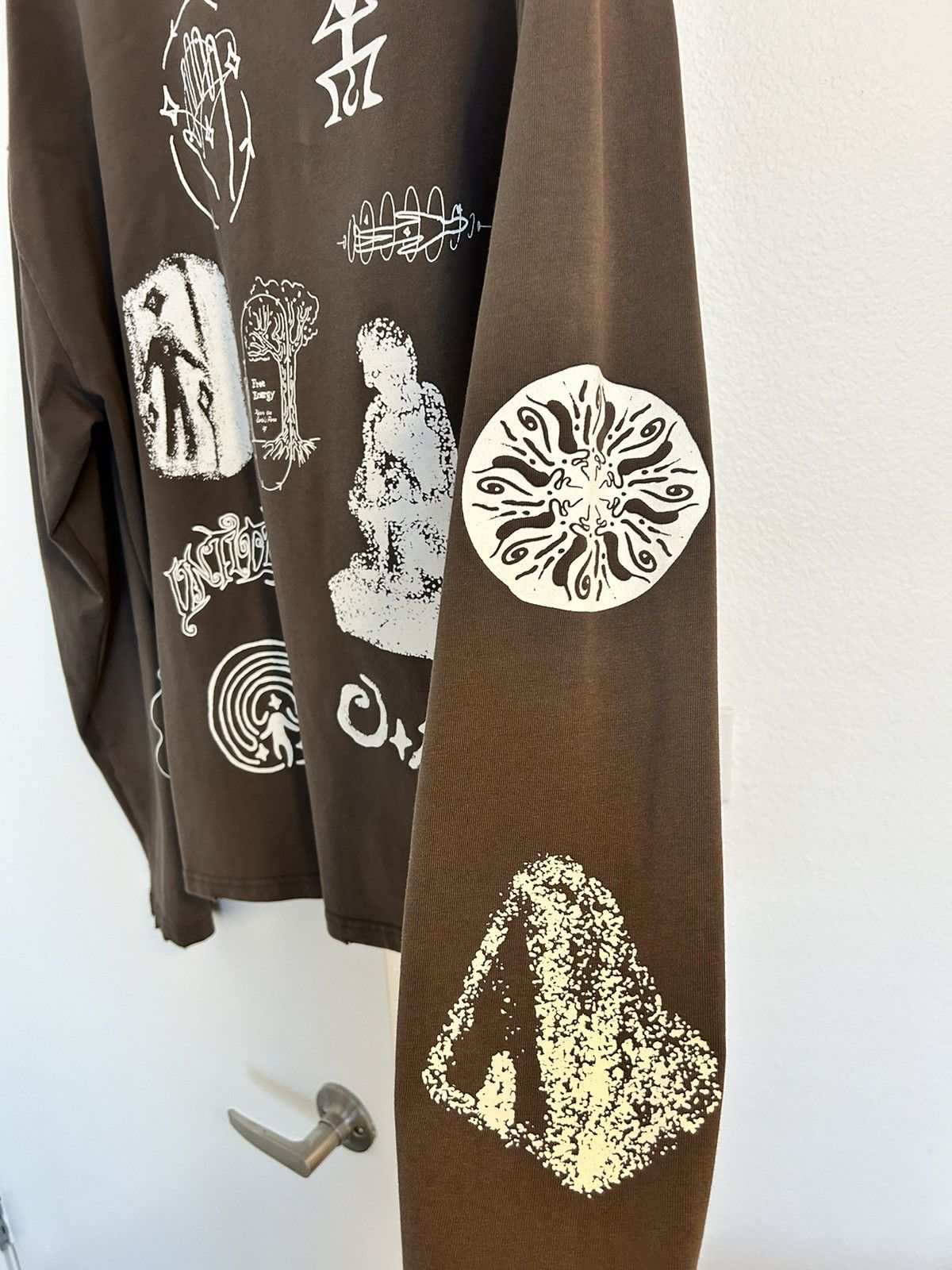 Untitled Artworks Untitled Artwork archeology longsleeve Size US S / EU 44-46 / 1 - 5 Thumbnail