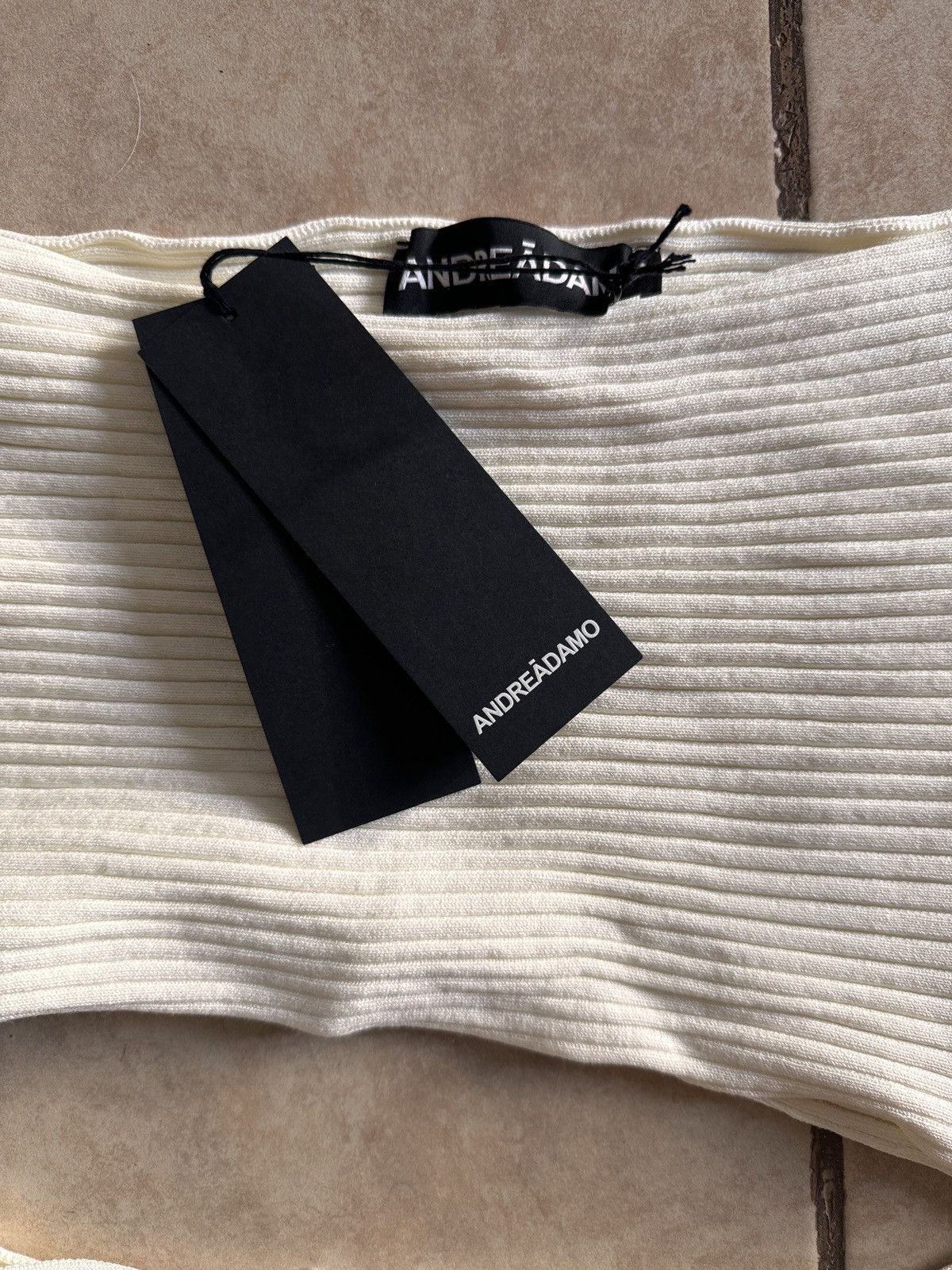 Andreadamo × Designer ANDREĀDAMO asymmetric cut-out ribbed top Size XL / US 12-14 / IT 48-50 - 8 Thumbnail