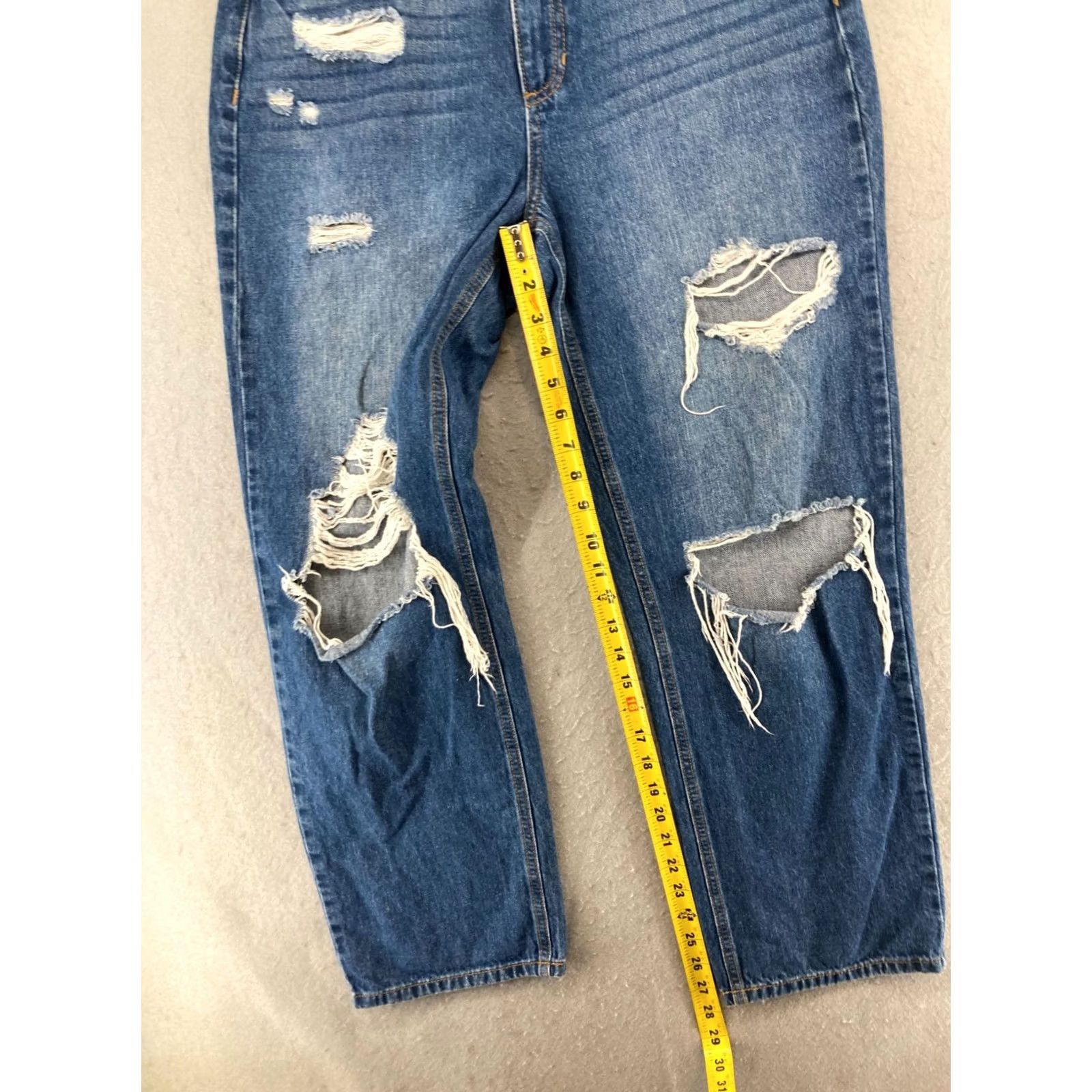 Vintage Altar'd State Jeans Womens 29 Mom High Rise Distressed Comfort Blue Denim 29in Inseam Jeans Womens Men? Size 29" - 5 Thumbnail