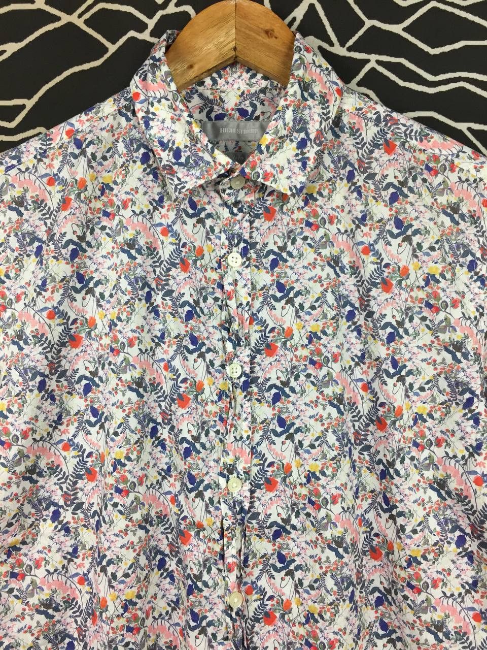Japanese Brand High Street Japan Liberty Style Floral Short Sleeve Shirt Size US M / EU 48-50 / 2 - 3 Thumbnail