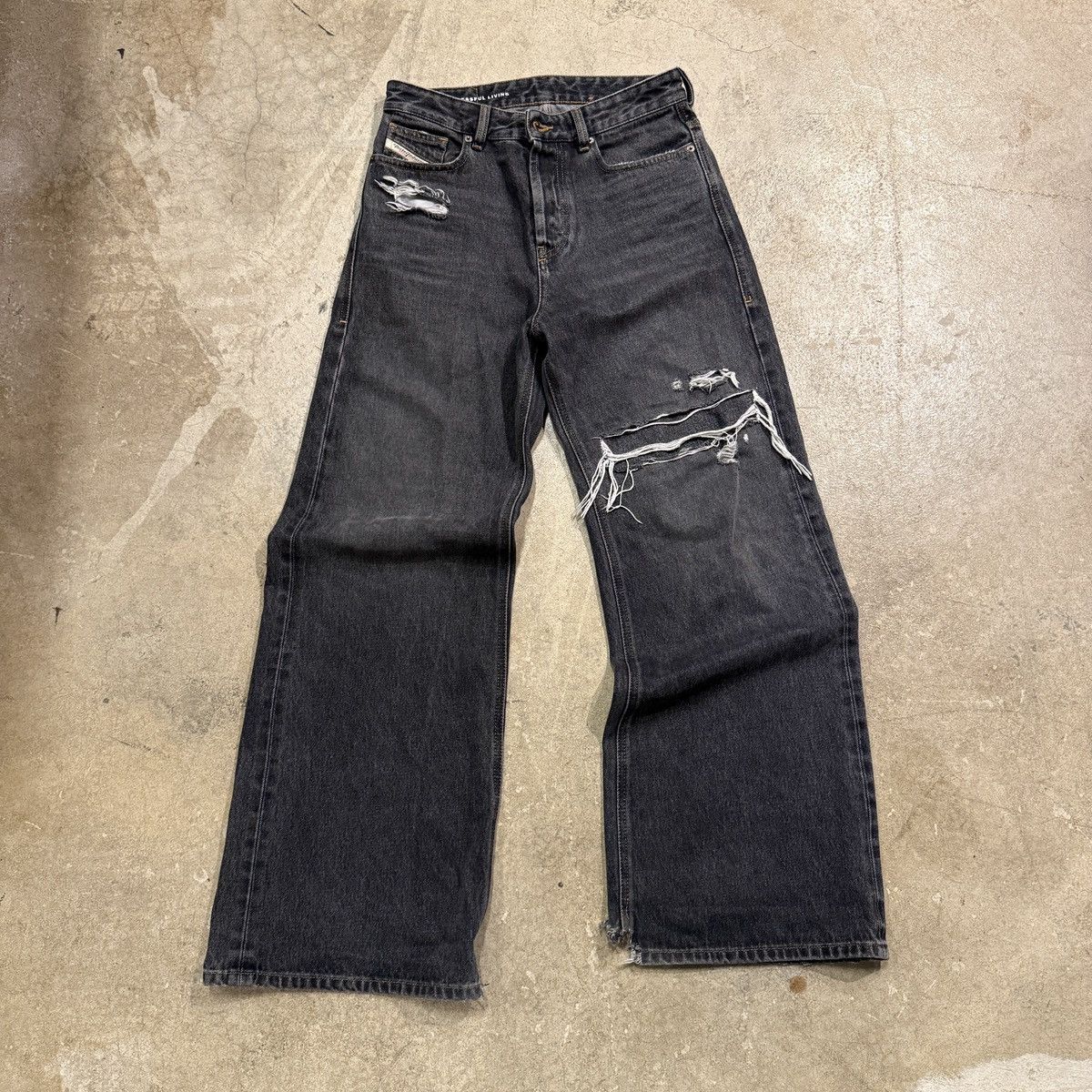 Diesel Diesel D Rise Relaxed Jeans Size US 30 / EU 46 - 1 Thumbnail