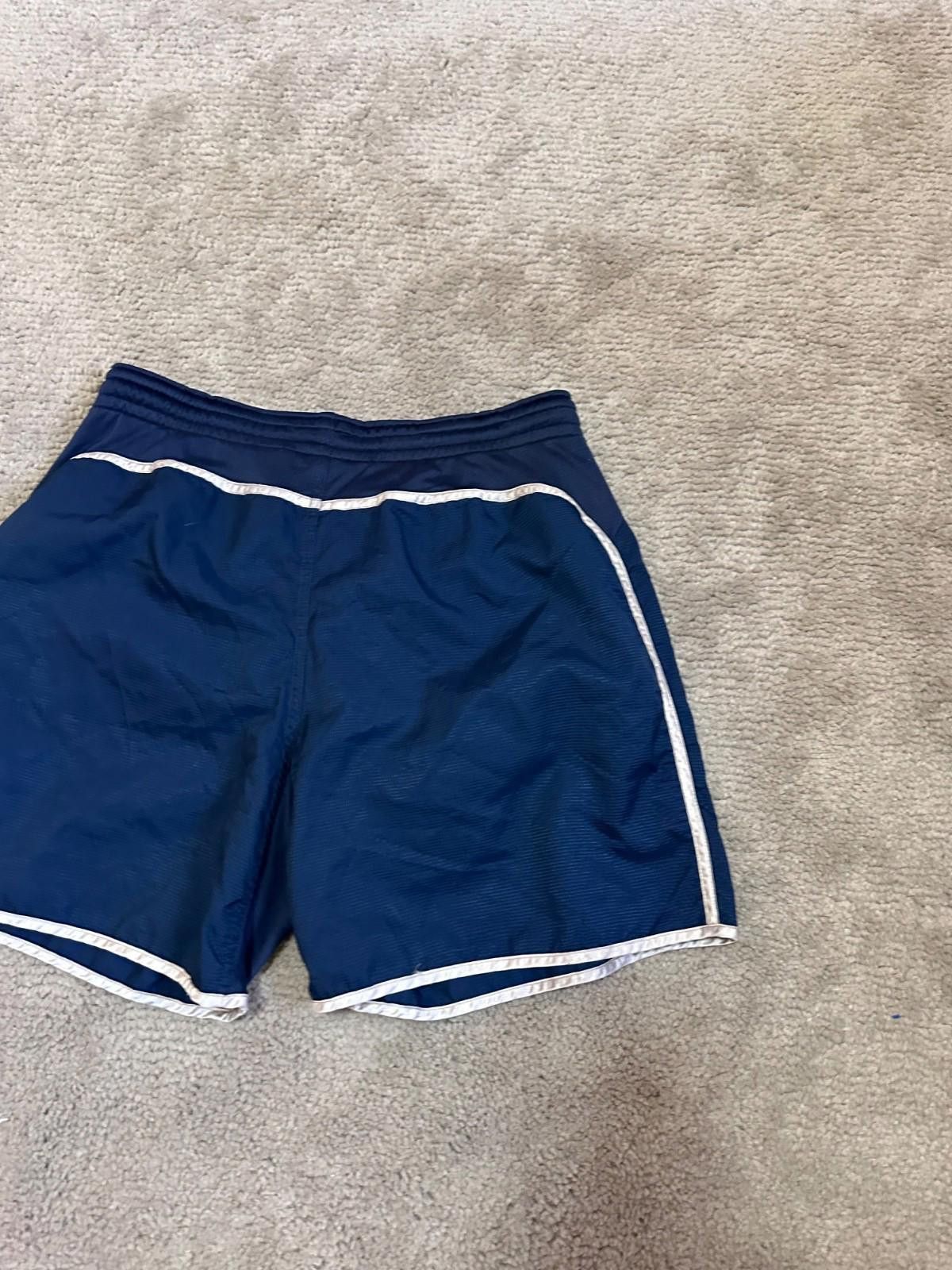 Nike 90's Nike FC Barcelona Football Shorts Soccer Track Sz M Size US 32 / EU 48 - 7 Thumbnail