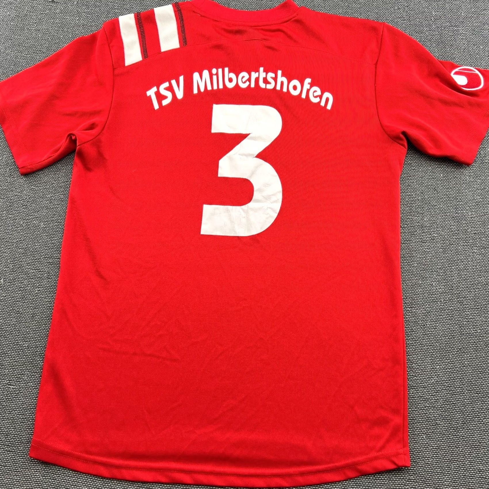 Vintage Uhlsport Football Jersey Mens S Red TSV Milbertshofen 1905 T-Shirt Athletic Quick Dry Moisture Wicking Size US S / EU 44-46 / 1 - 3 Thumbnail