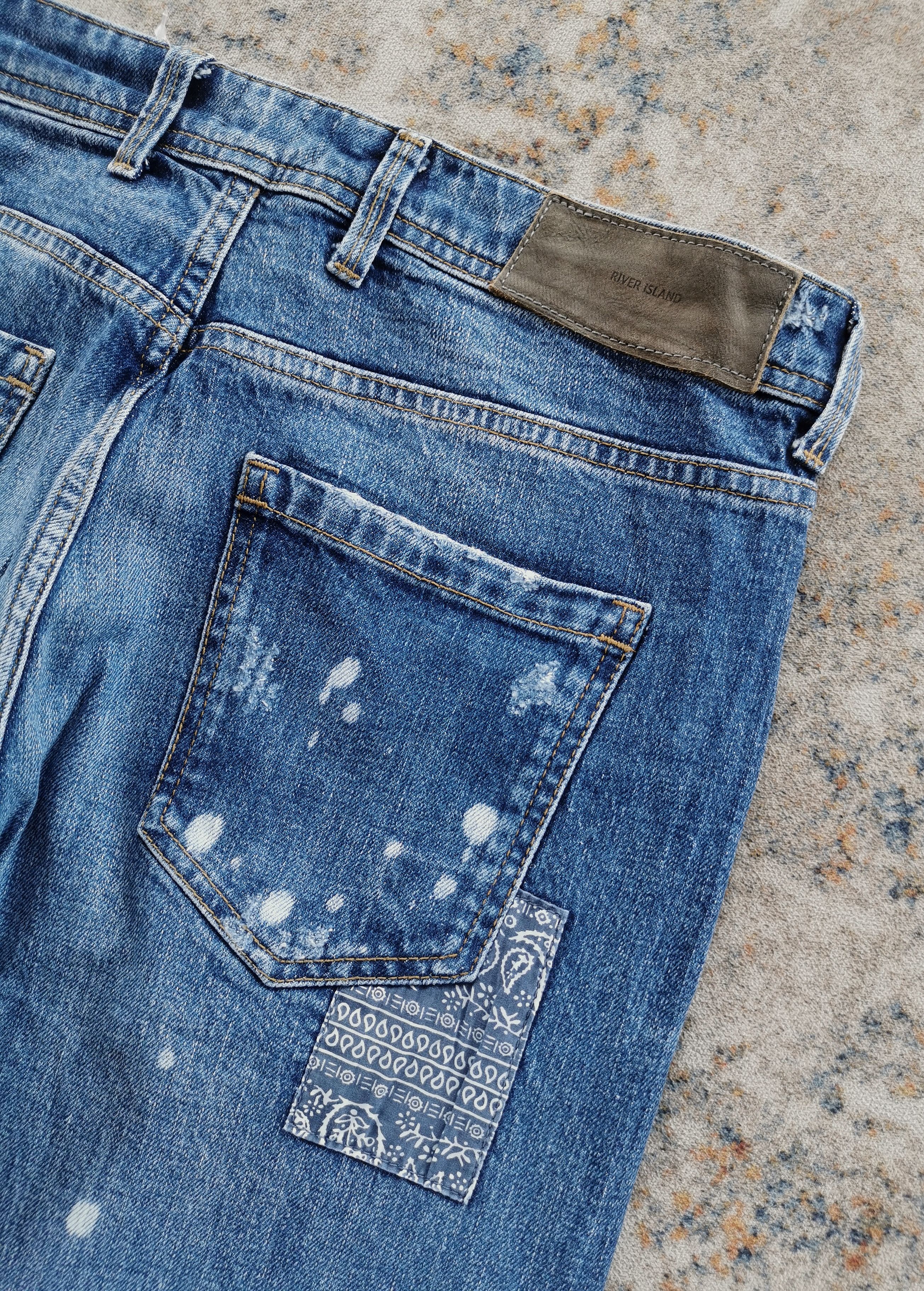 River Island River Island Thrashed Baggy Jeans Size US 32 / EU 48 - 13 Thumbnail